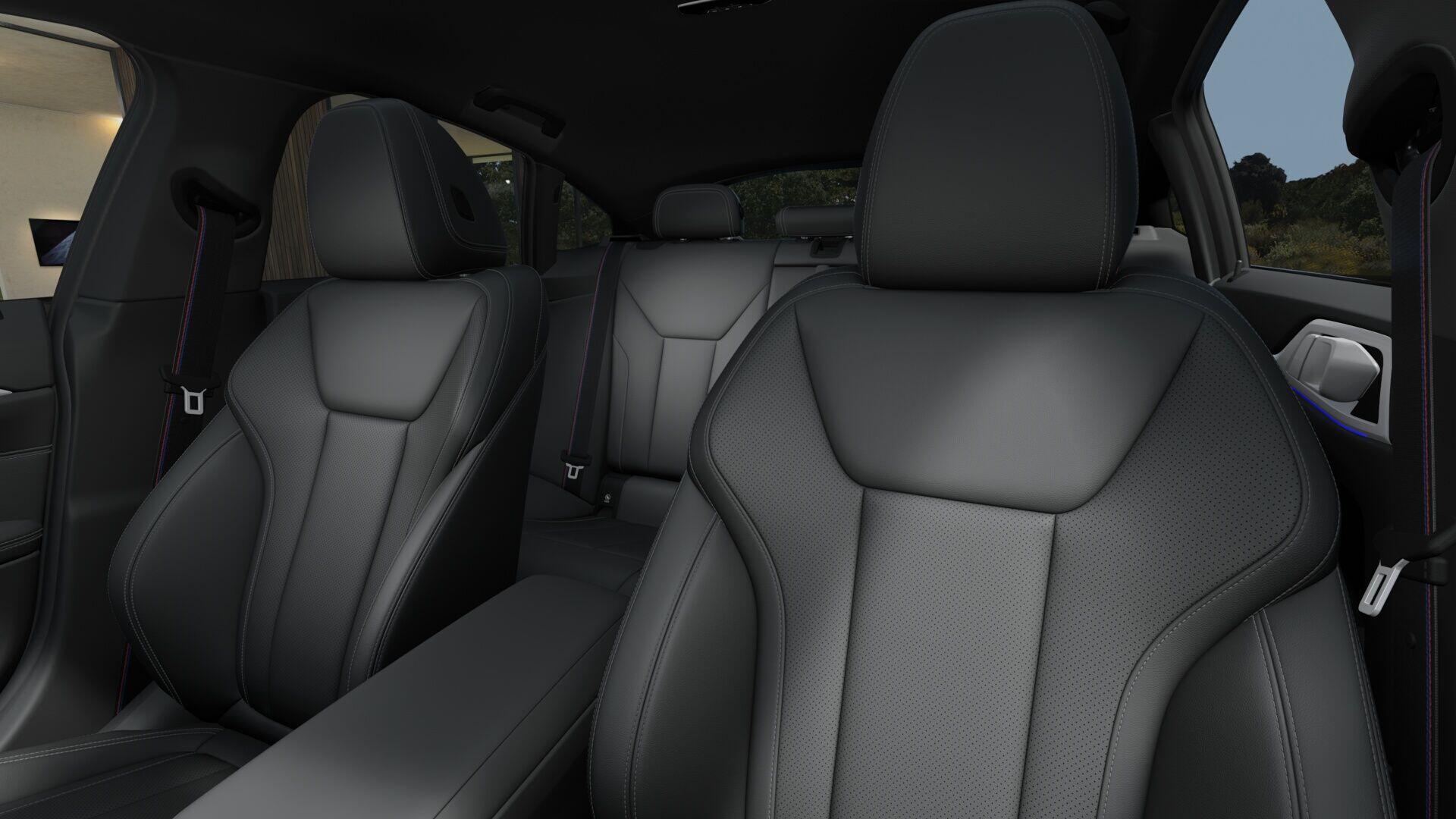 BMW 4 Series view 11