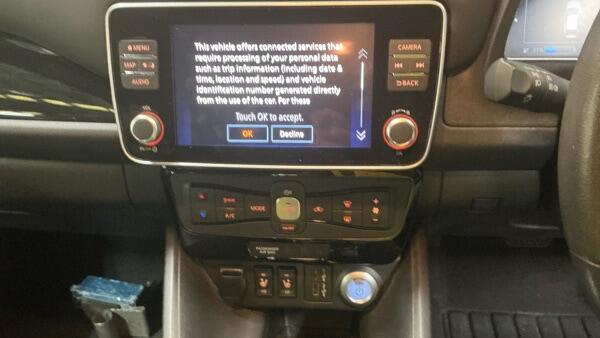 Nissan Leaf view 11