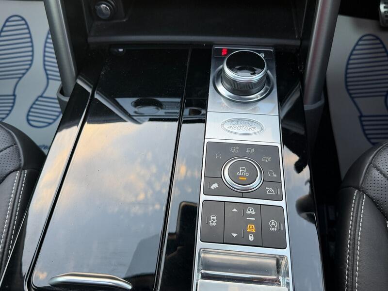 Land Rover Discovery 3 view 40