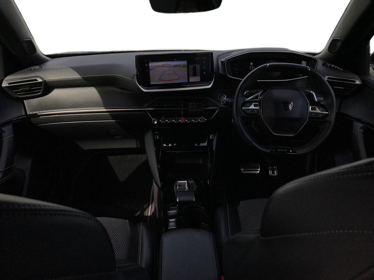 Peugeot 2008 view 4
