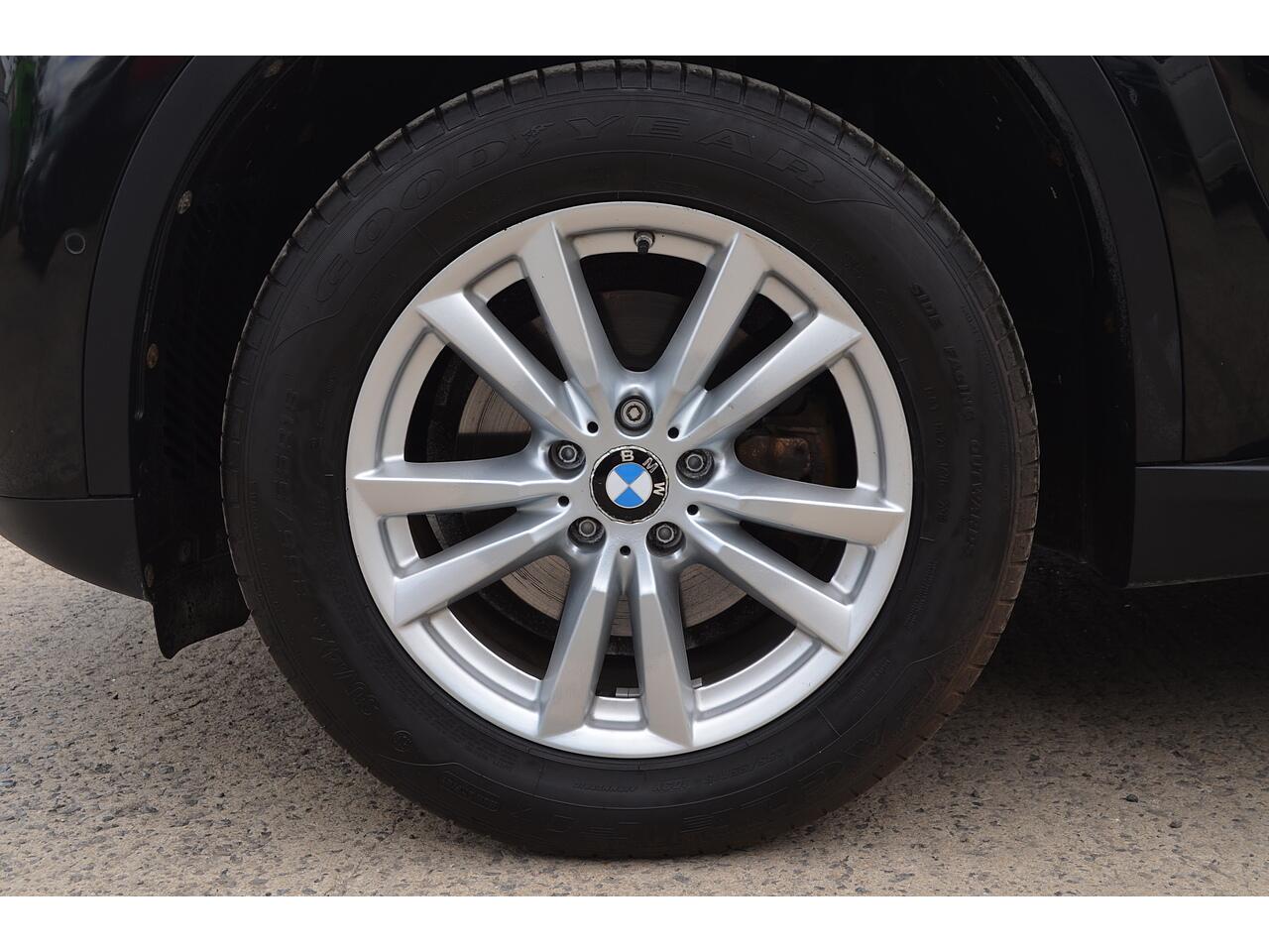 BMW X5 view 39