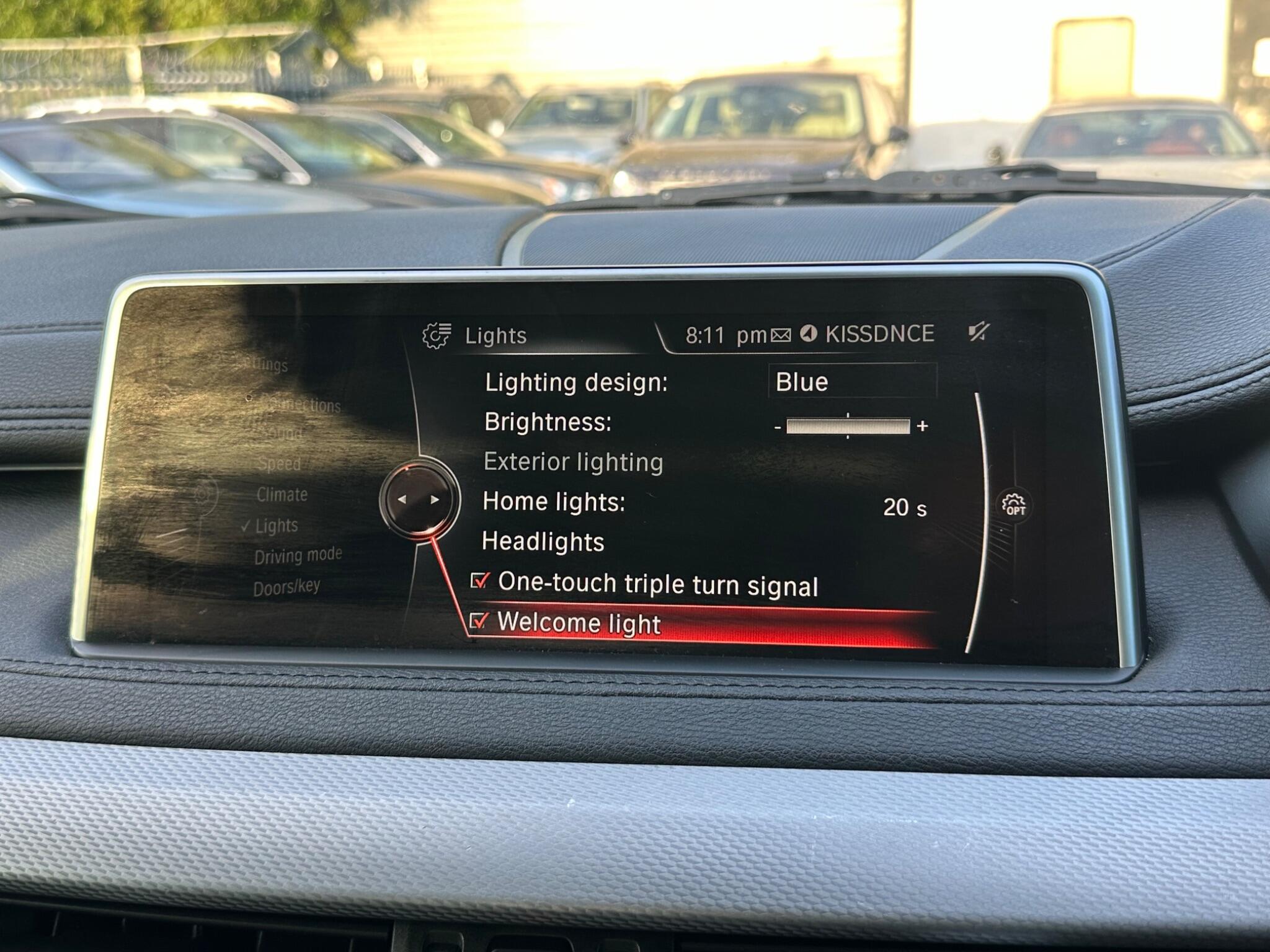 BMW X6 view 48