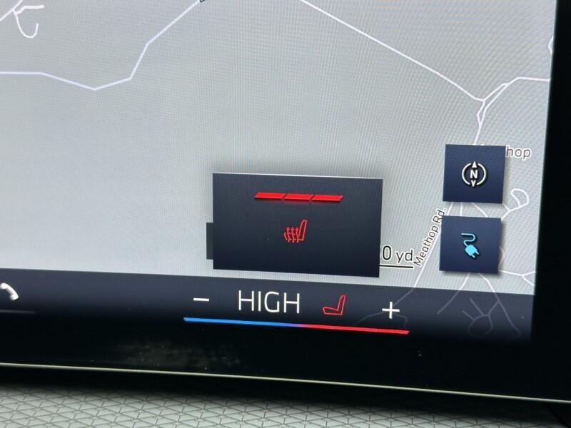 BMW i4 view 28