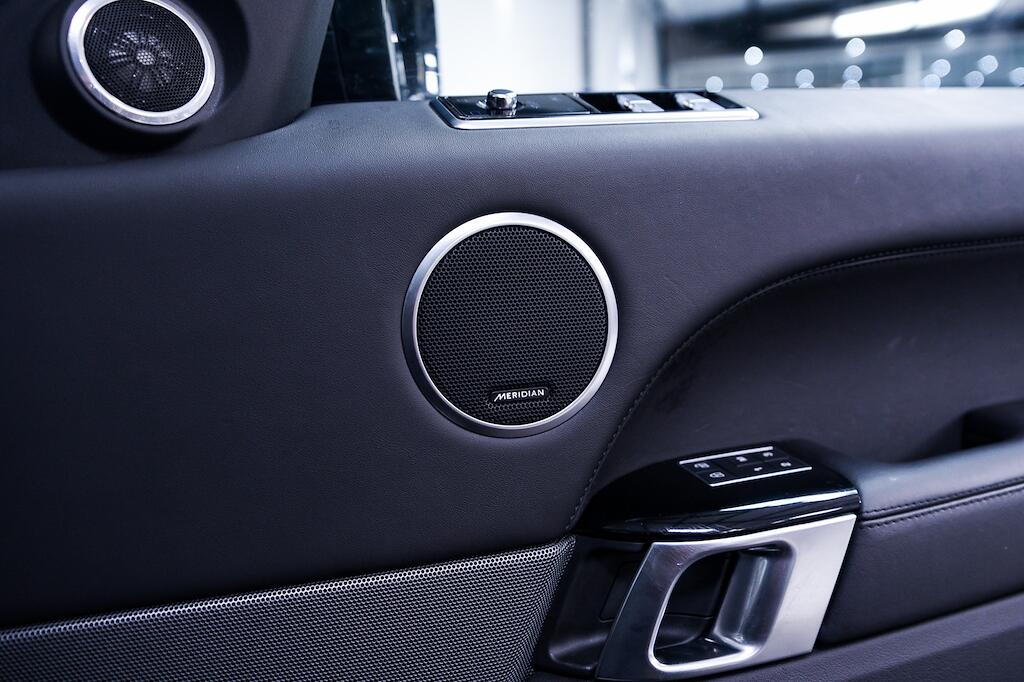 Land Rover Range Rover Sport view 25