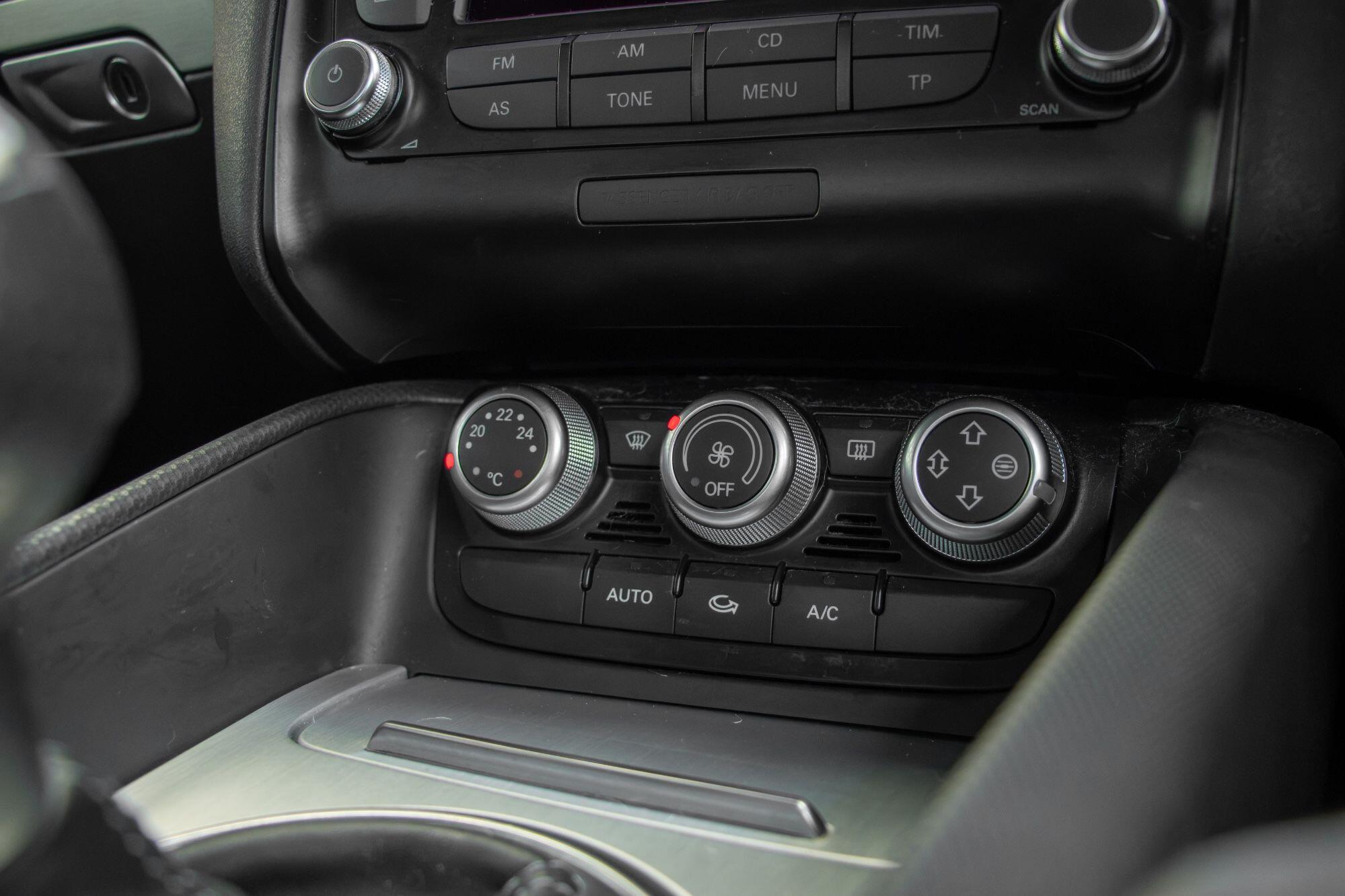 Audi TT view 48