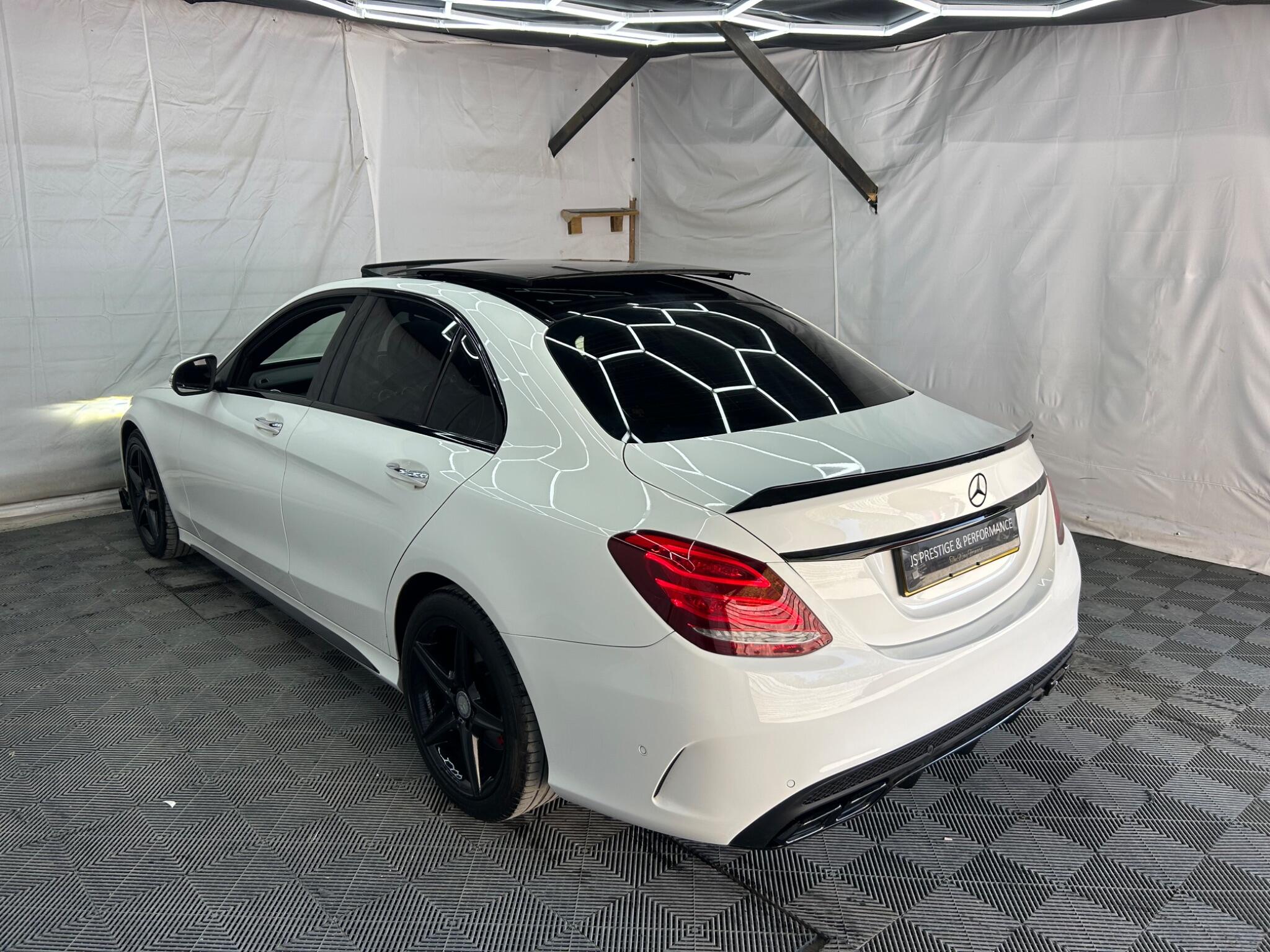 Mercedes-Benz C Class view 4