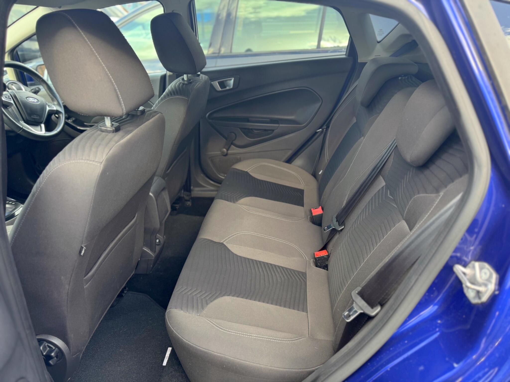 2015 Ford Fiesta 1.6 Titanium Powershift Euro 6 5dr image 39