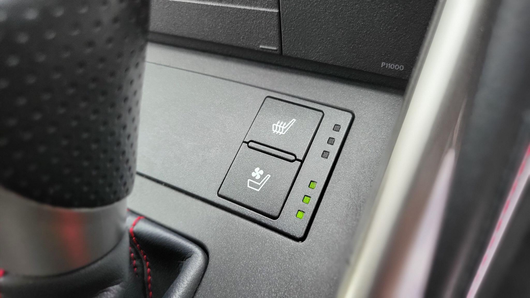 Lexus Is view 24