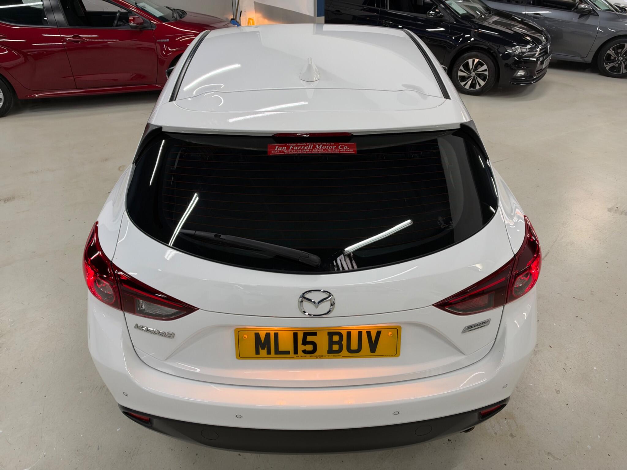 Mazda Mazda3 view 8
