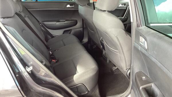 Kia Sportage view 3