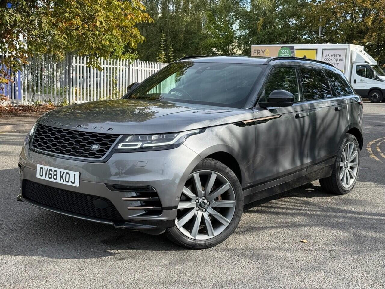 Land Rover Range Rover Velar view 3