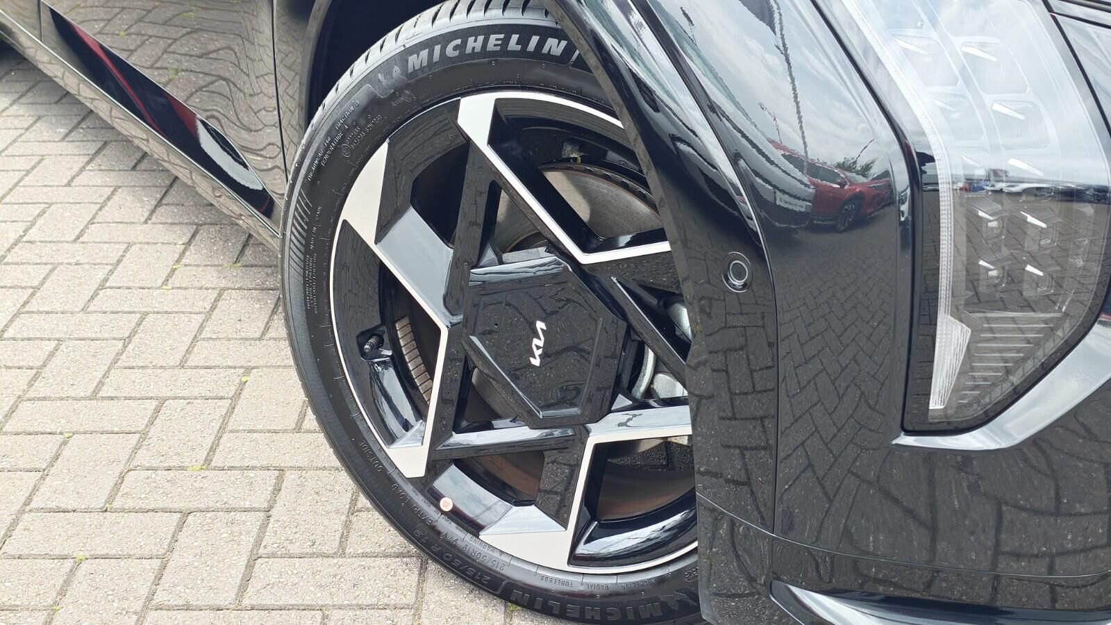 Kia Kia EV4 view 11