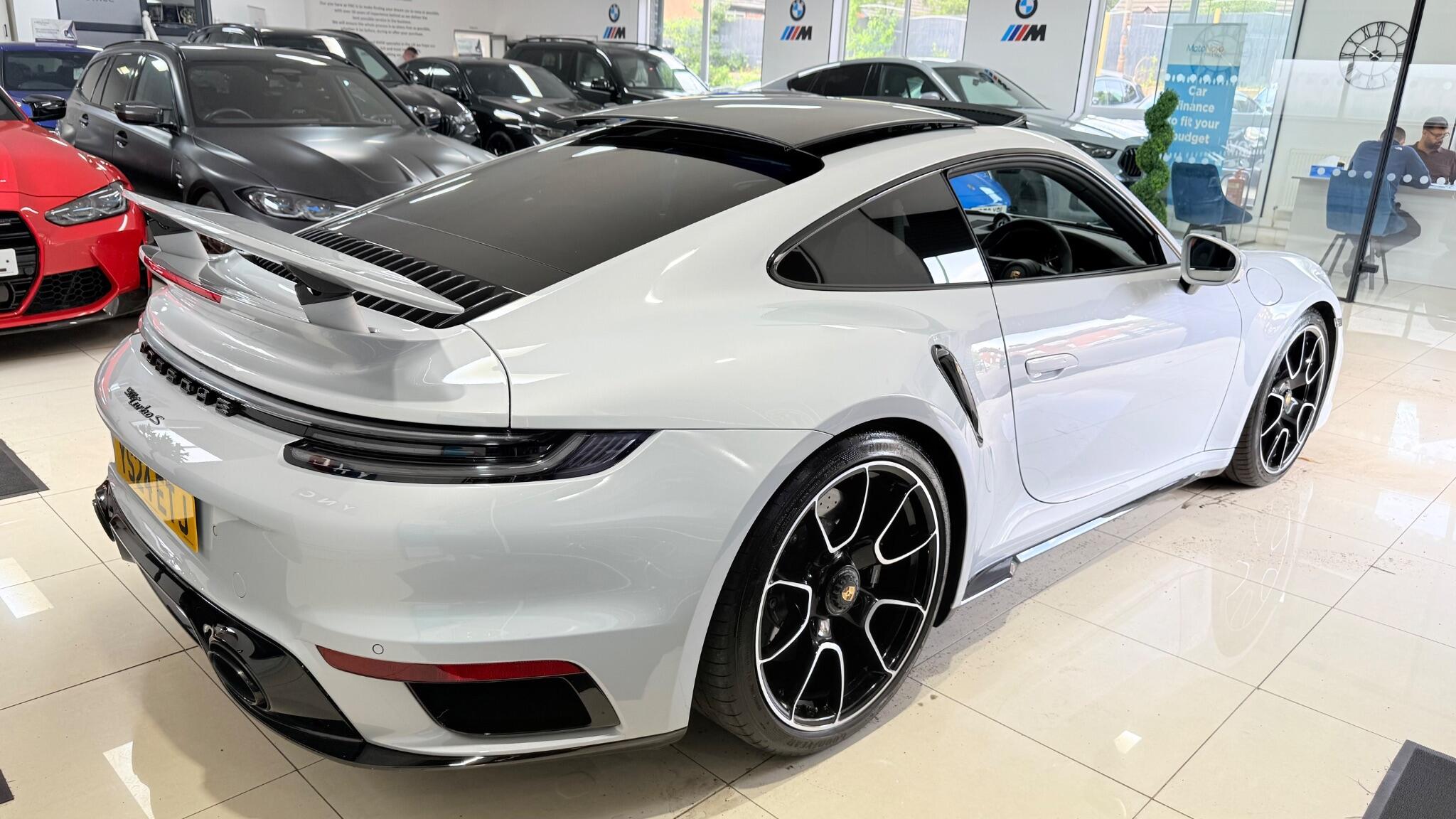 Porsche 911 view 65