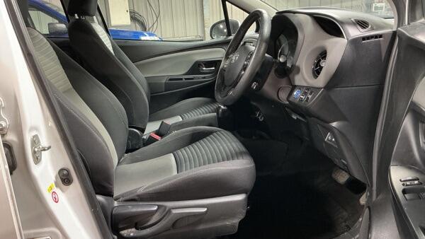 Toyota Yaris view 6