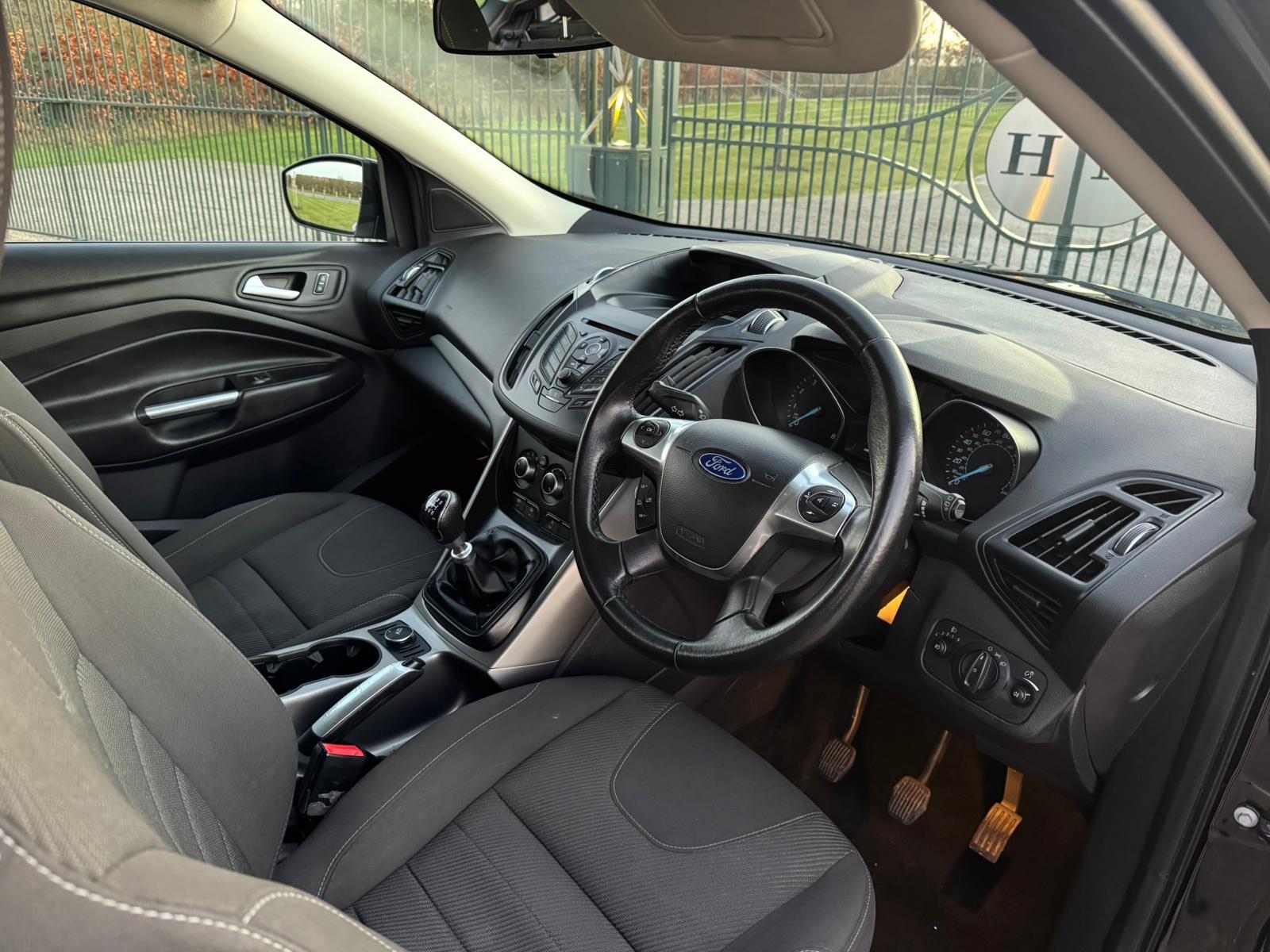 2014 Ford Kuga image 12