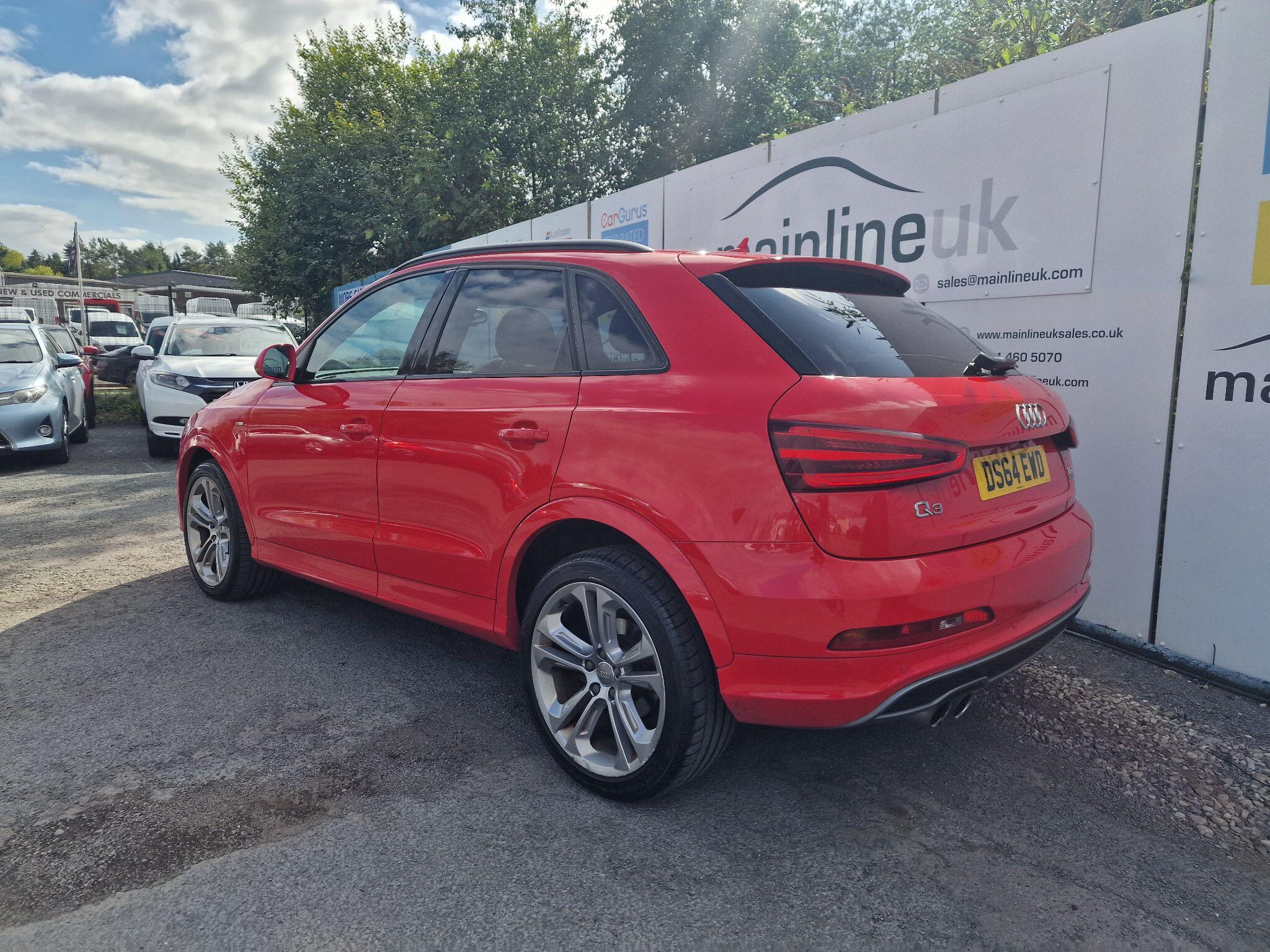 Audi Q3 view 19