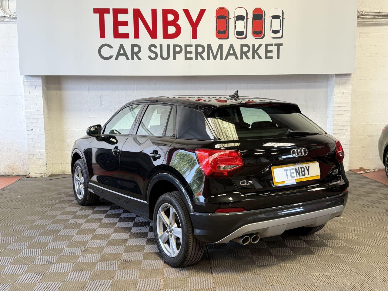 Audi Q2 view 6