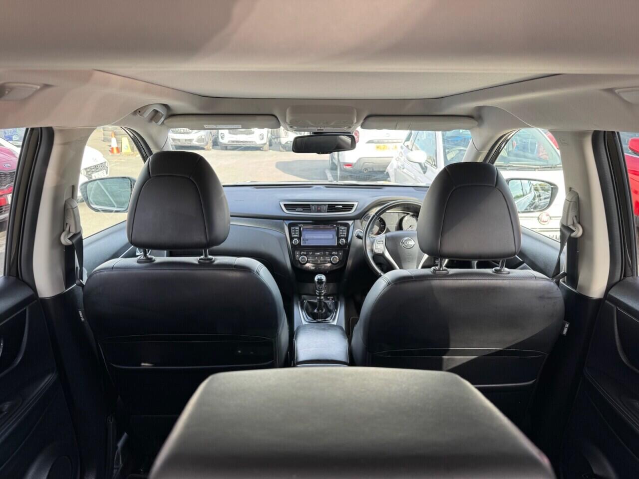 Nissan X-Trail view 13