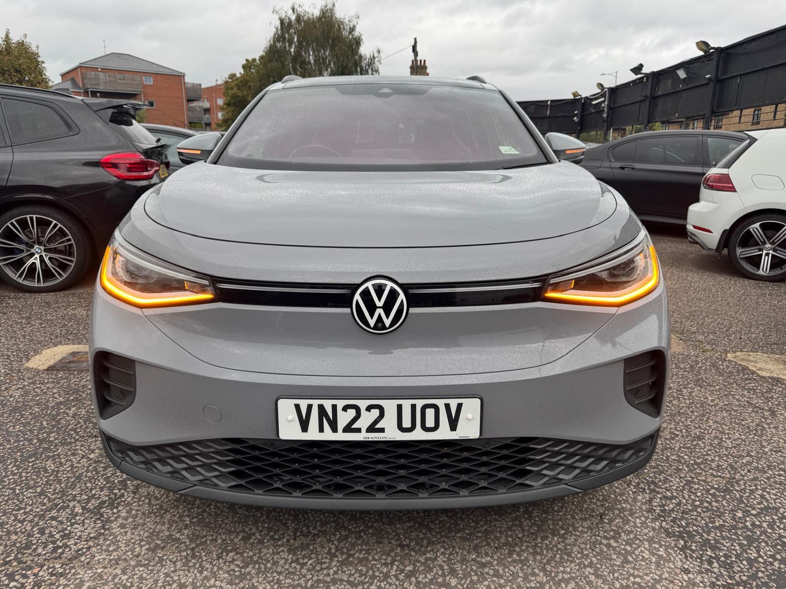 Volkswagen Id.4 view 5
