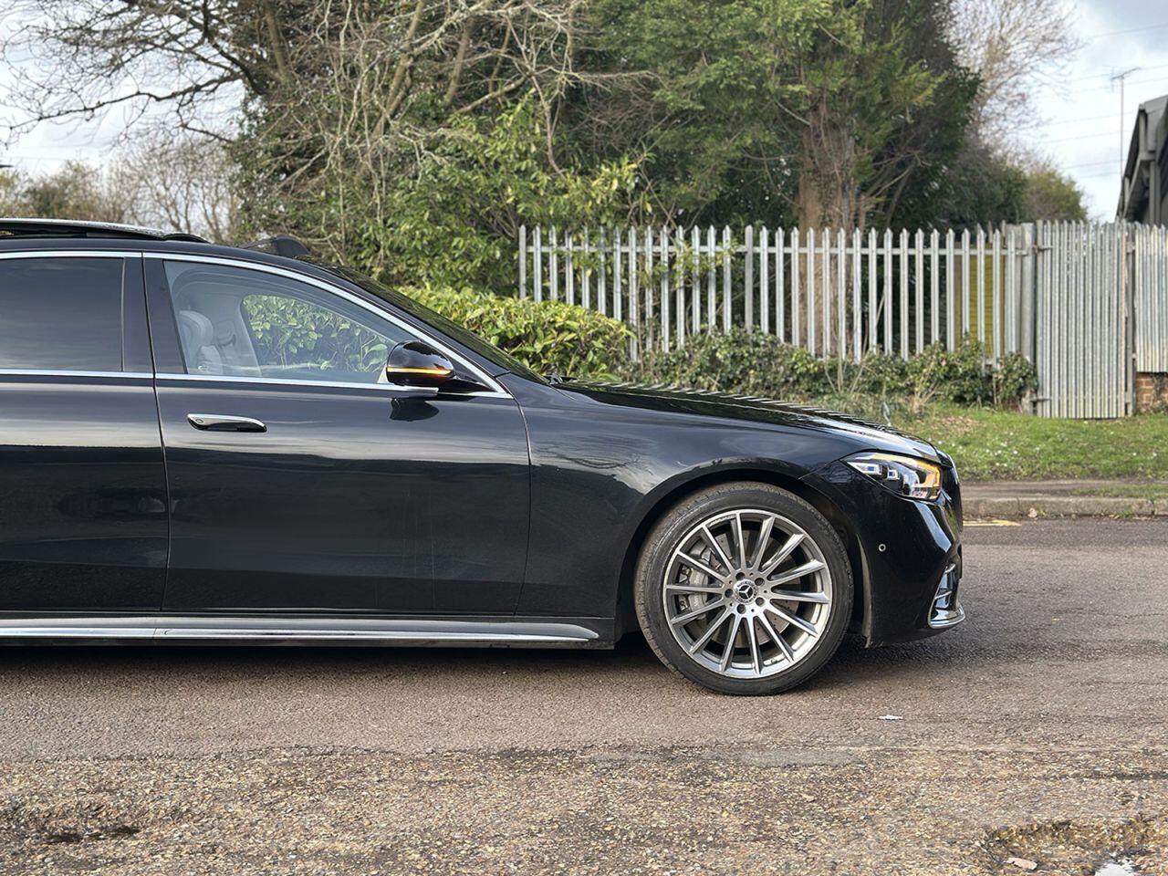 Mercedes-Benz S-Class view 89