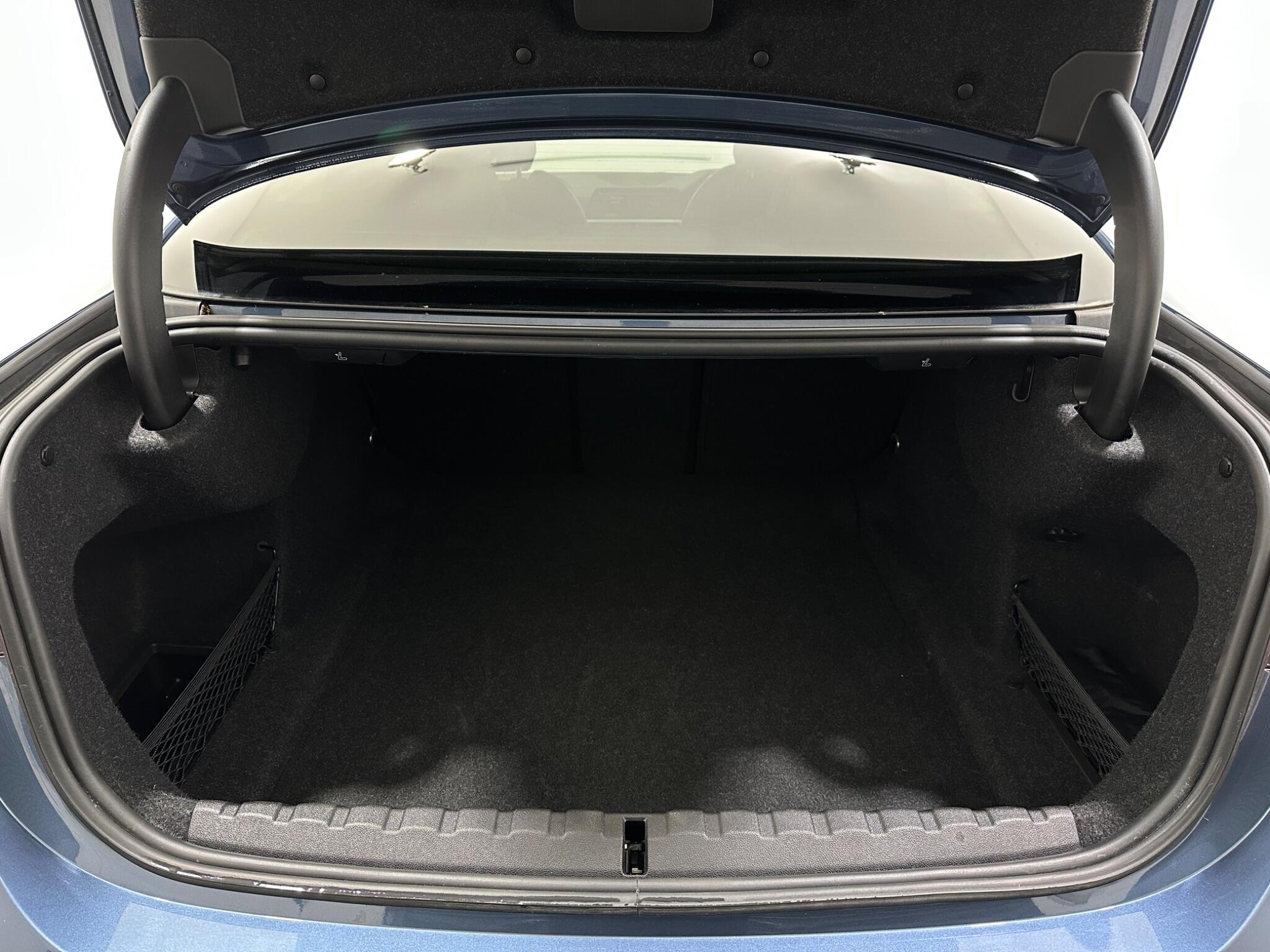 BMW 4 Series view 45