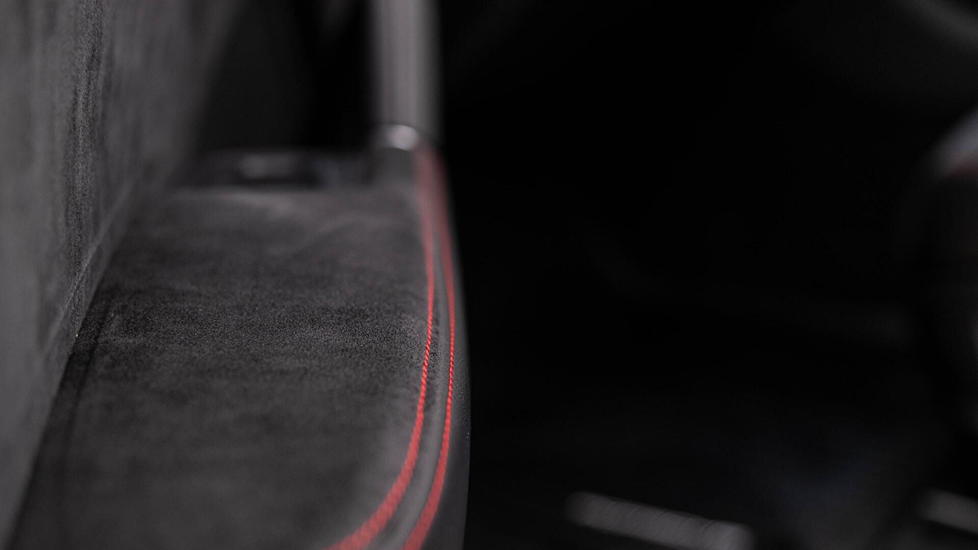 Porsche Cayenne view 44