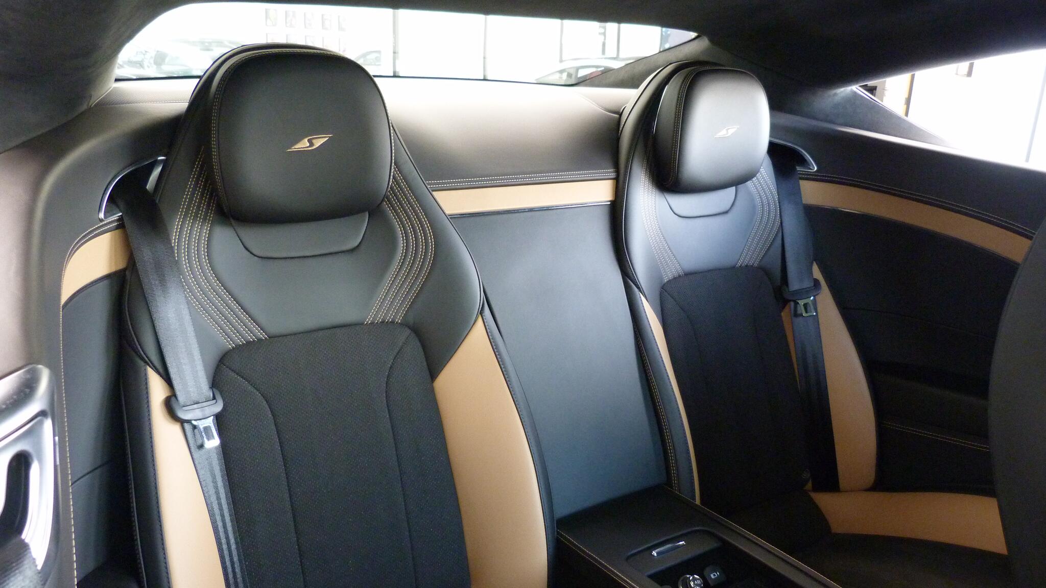 Bentley Continental view 18