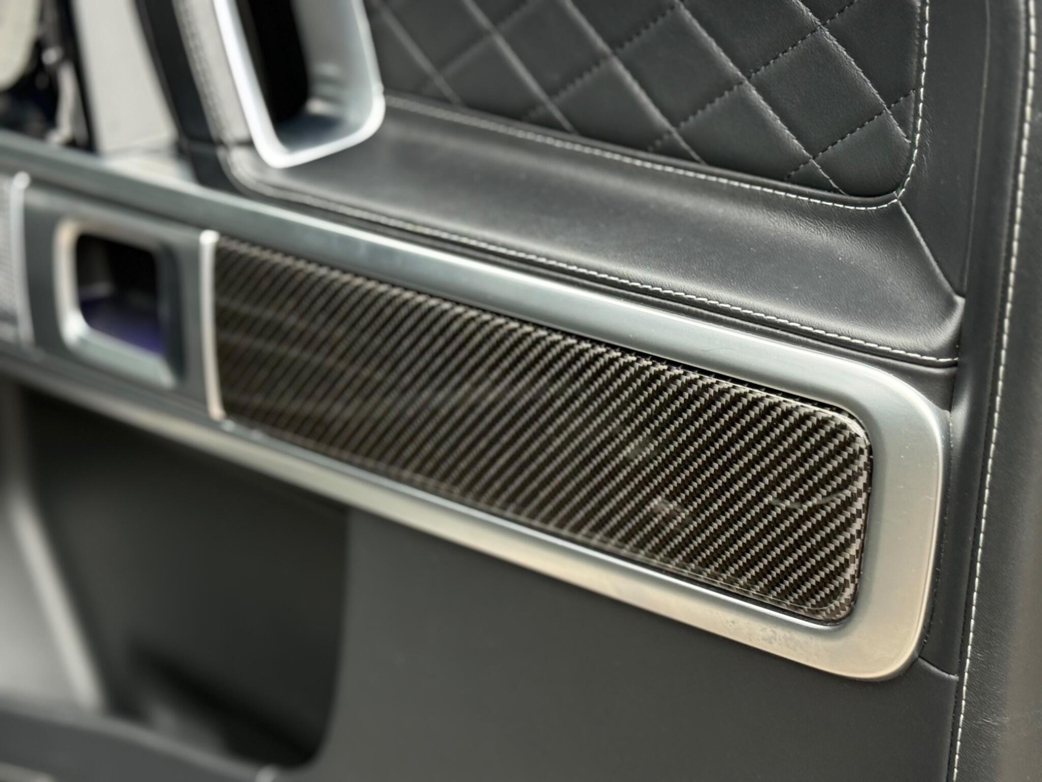 Mercedes-Benz G-Class view 23