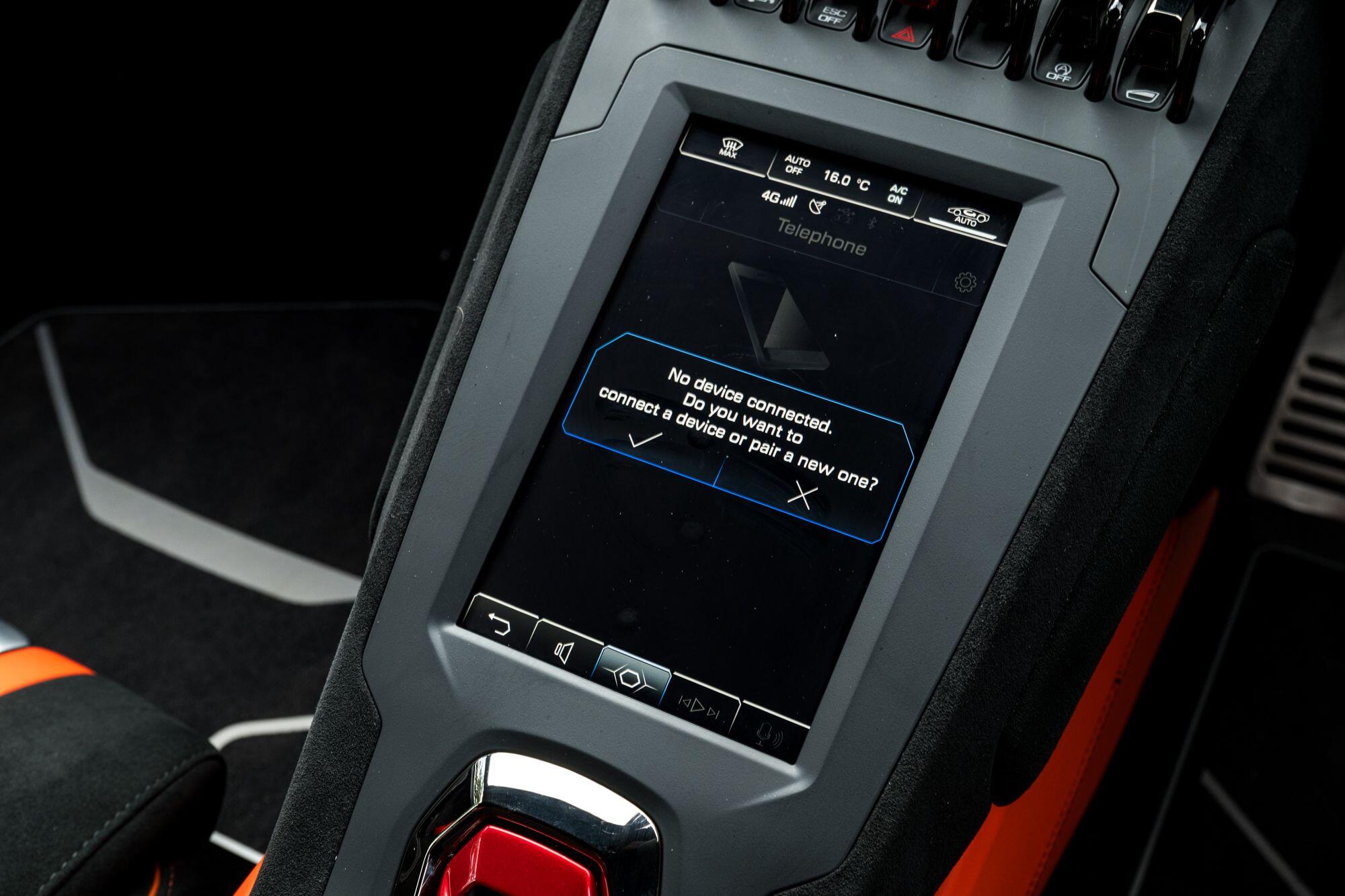 Lamborghini Huracan view 68