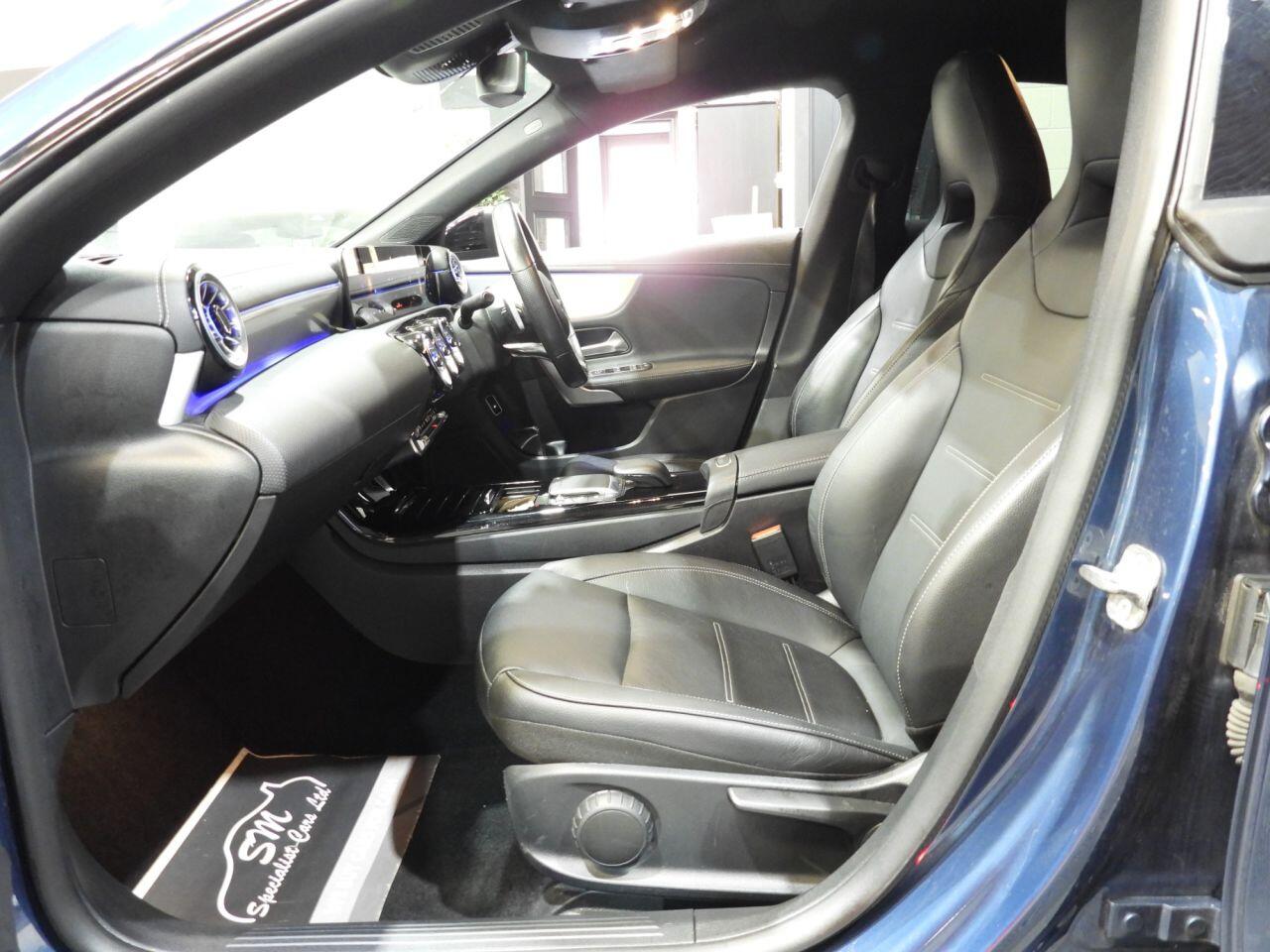 Mercedes-Benz Cla view 22