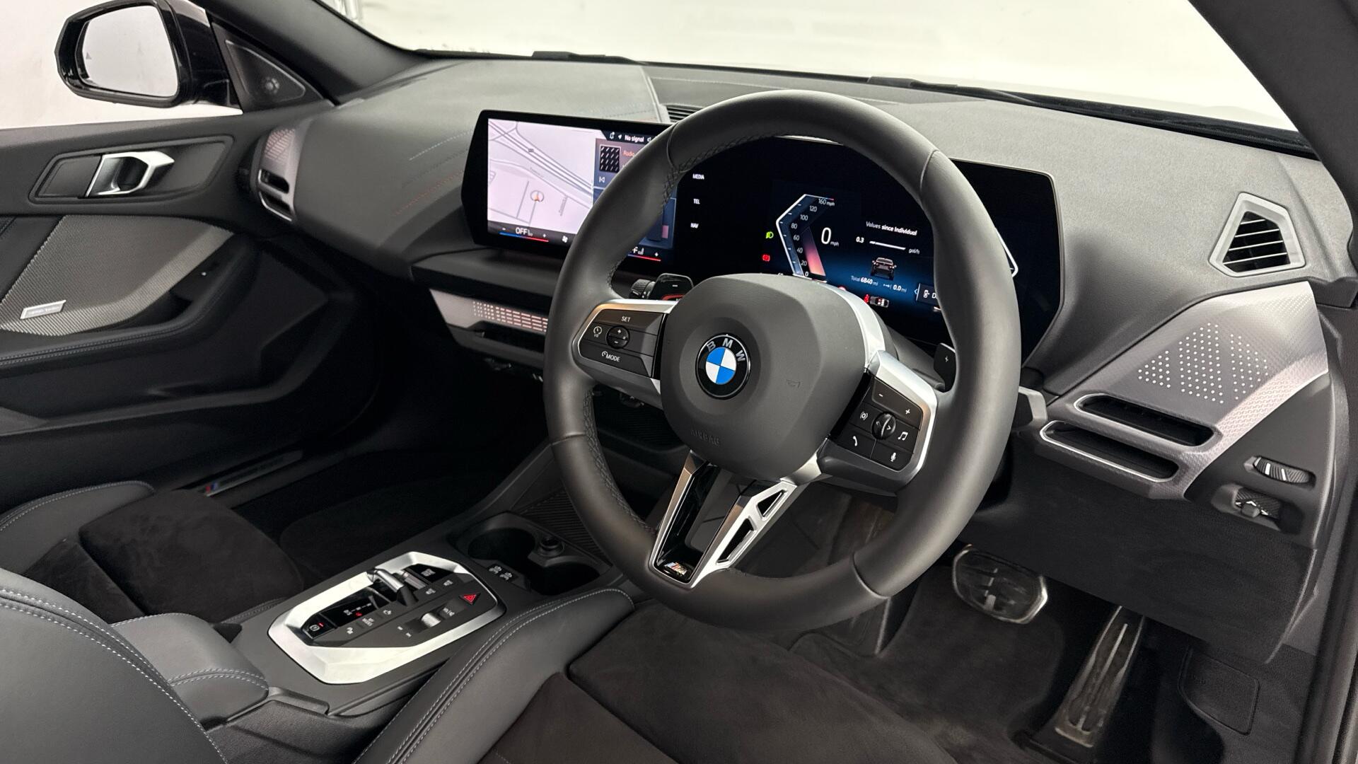 BMW 2 Series view 6
