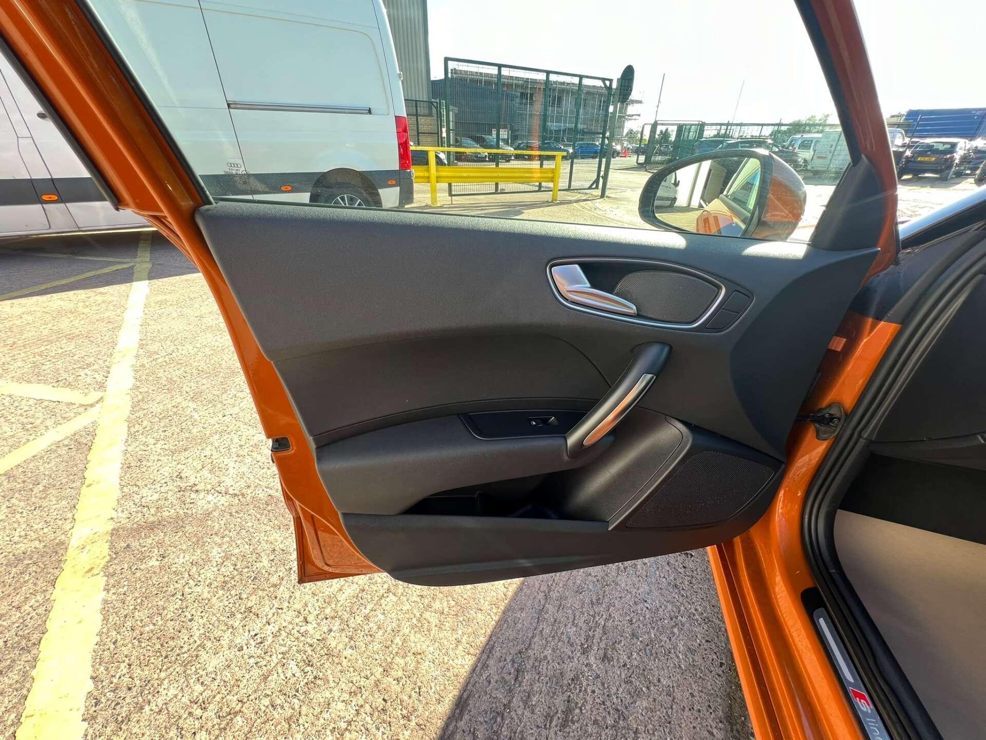 Audi A1 view 32