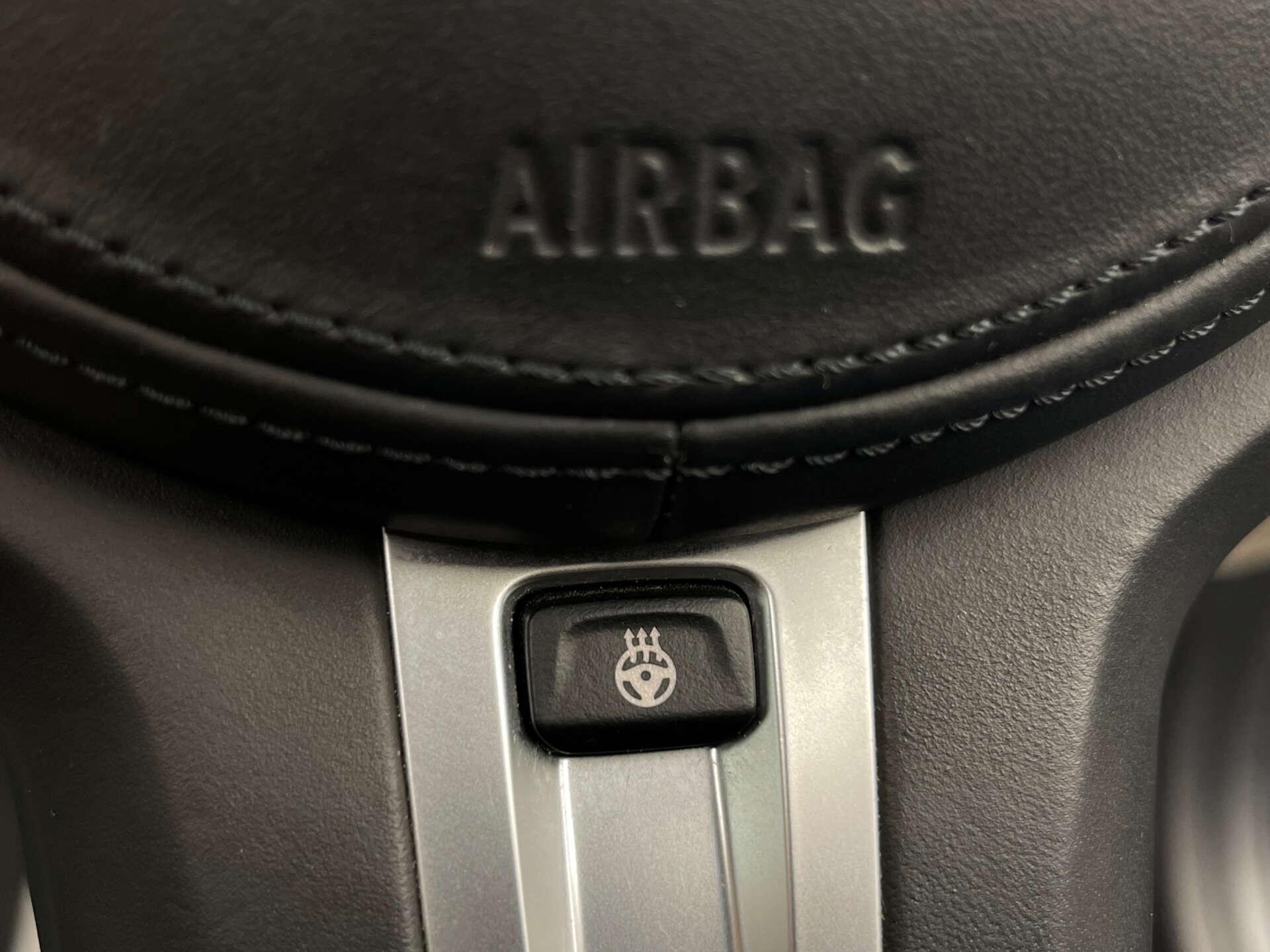 BMW 3 Series view 18