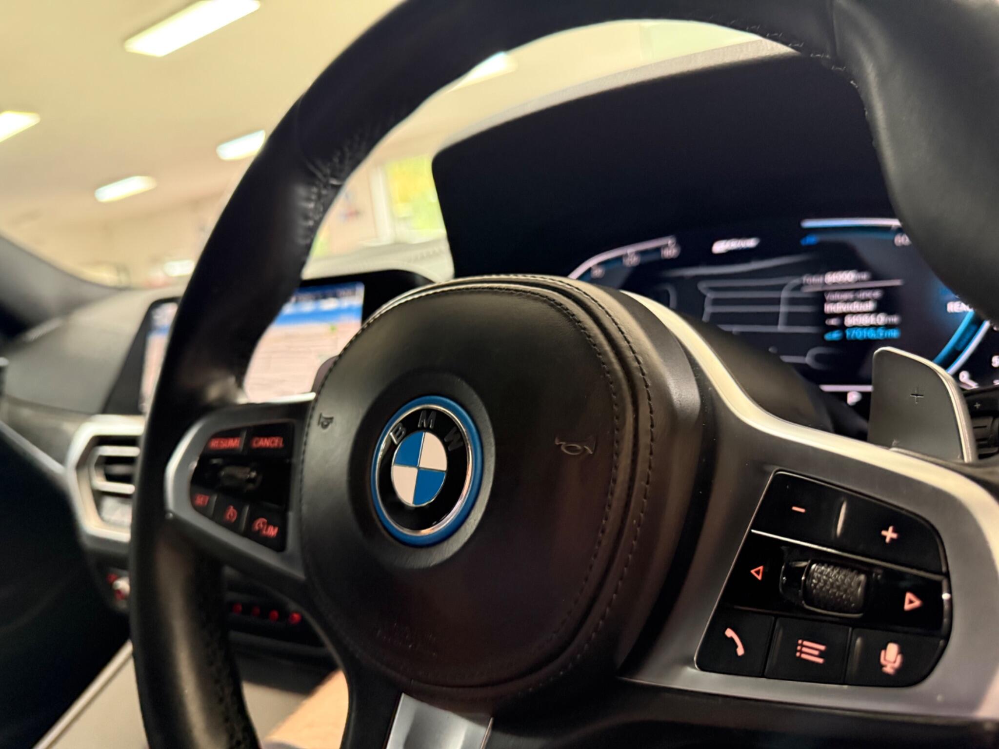 BMW 3 Series view 50
