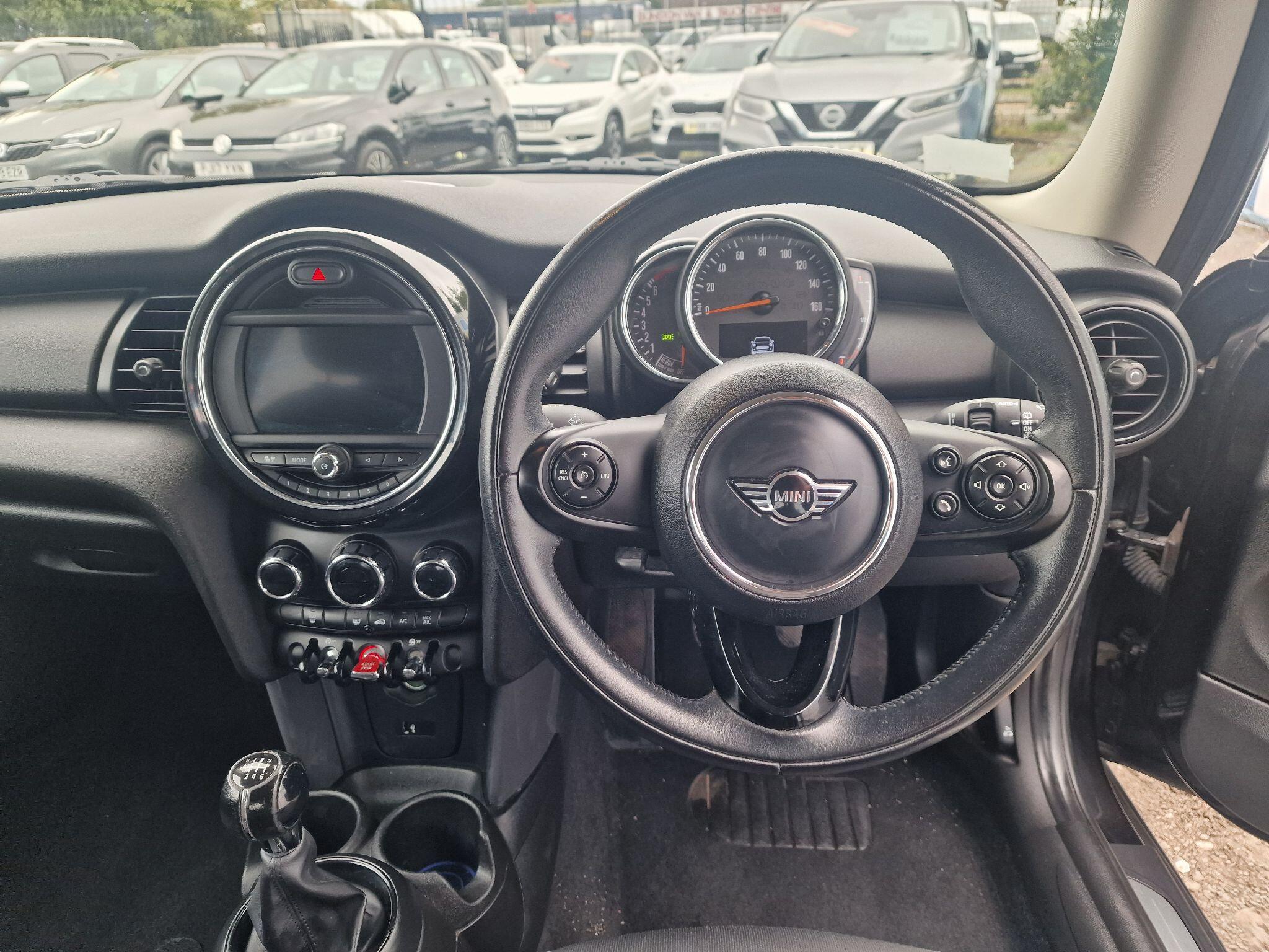 Mini Hatch view 50