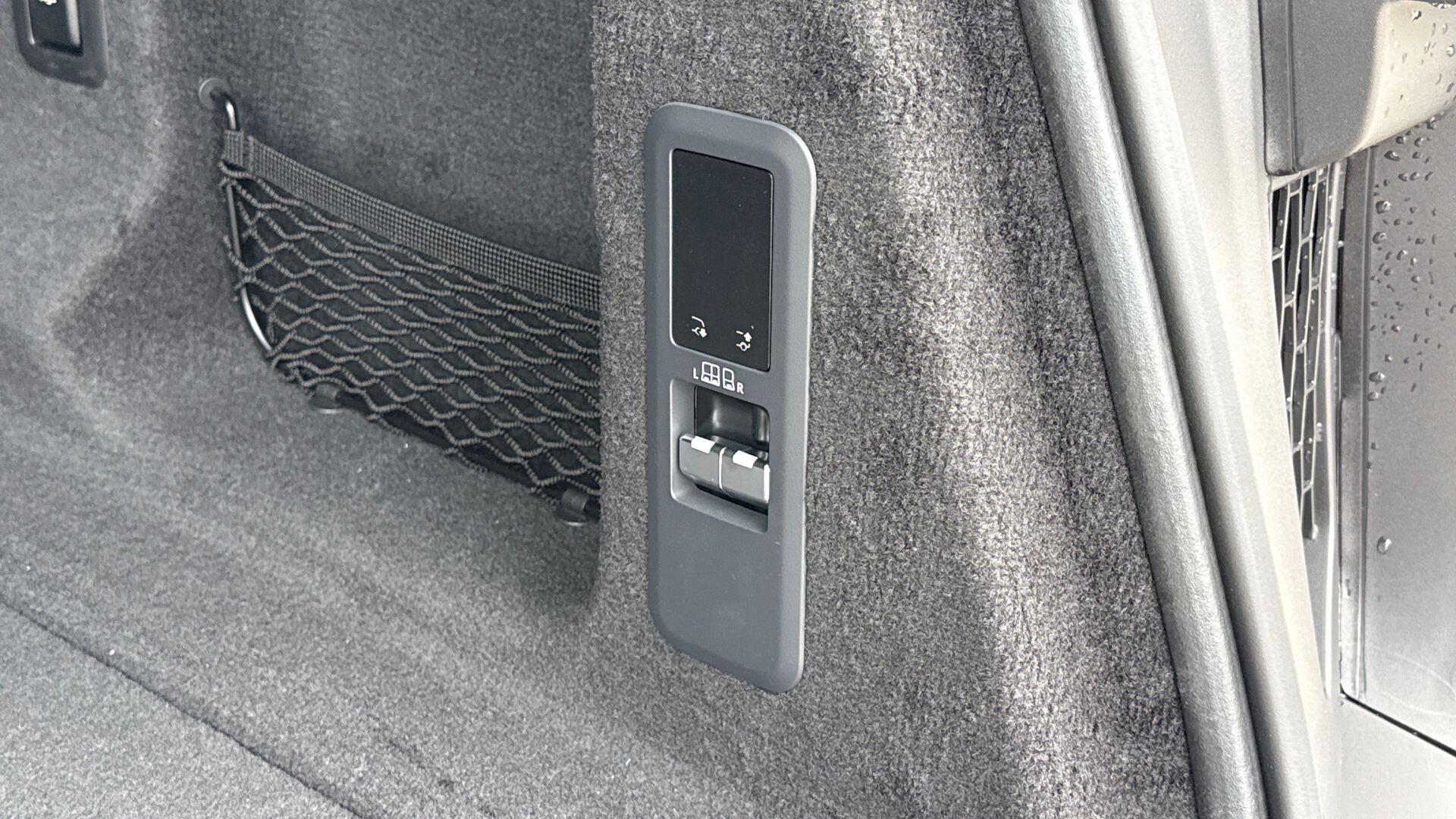 Land Rover Range Rover Sport view 21