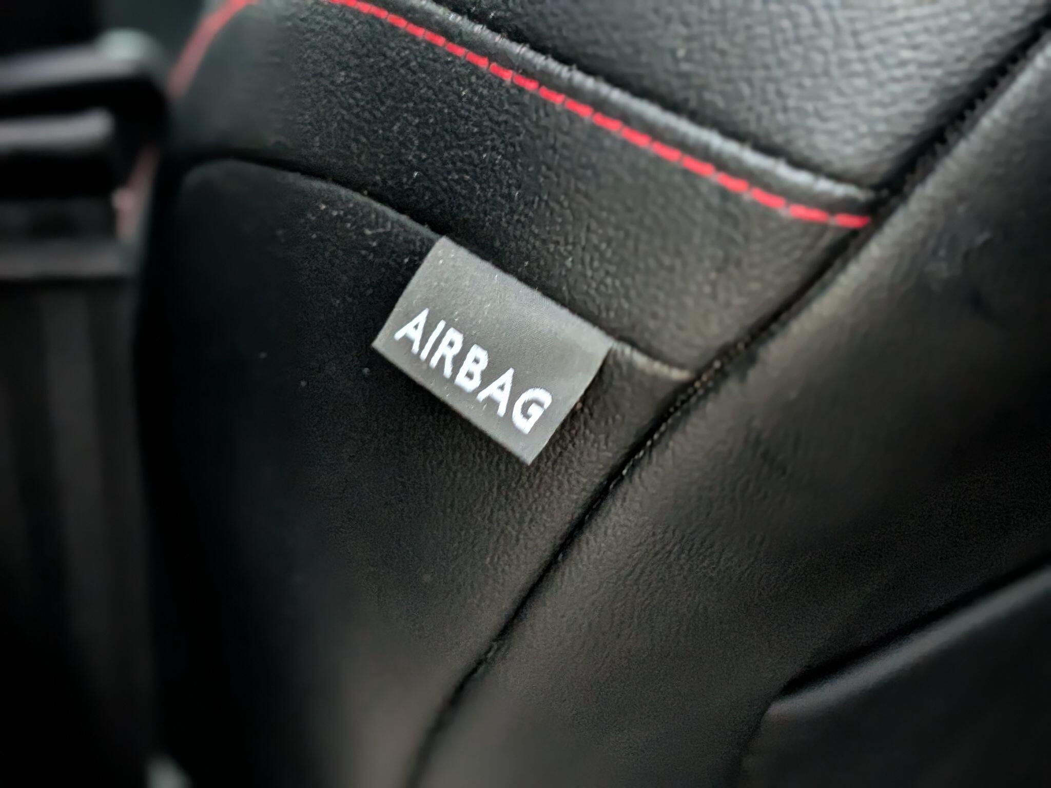 Ford Kuga view 32
