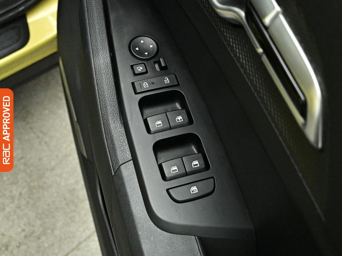 Kia Sportage view 22