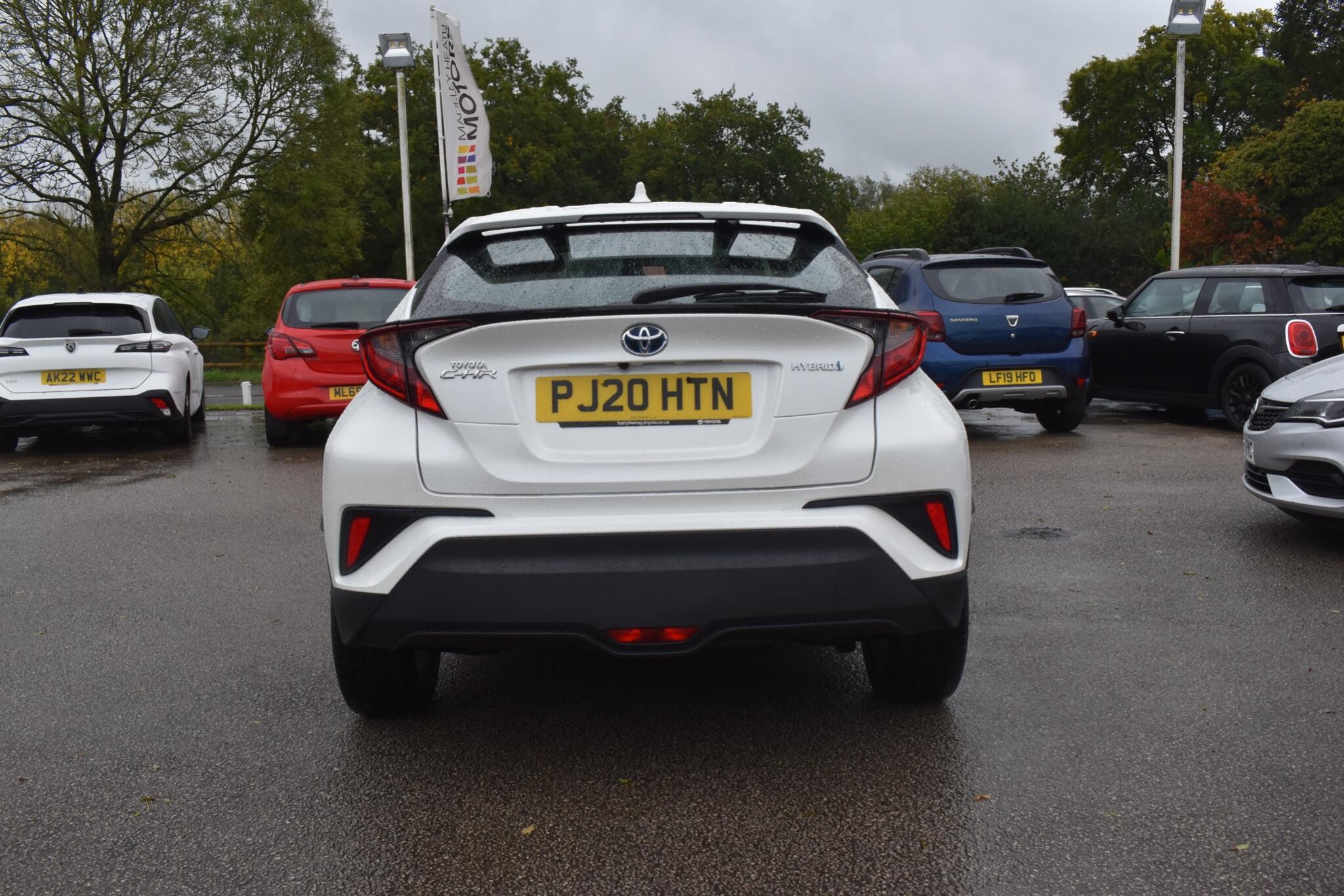 C-HR - 1.8 VVT-h Icon CVT Euro 6 (s/s) 5dr - Image 13