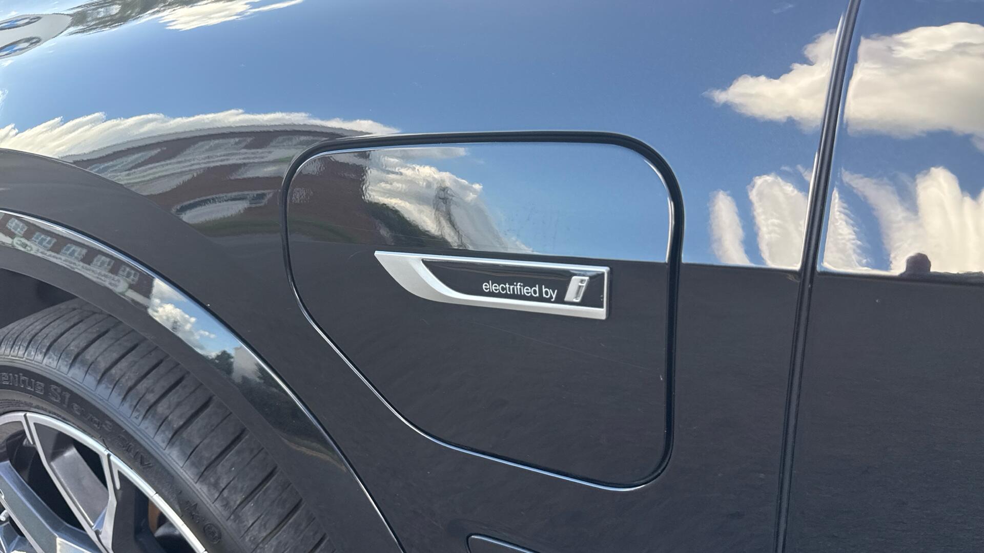 BMW X5 view 37