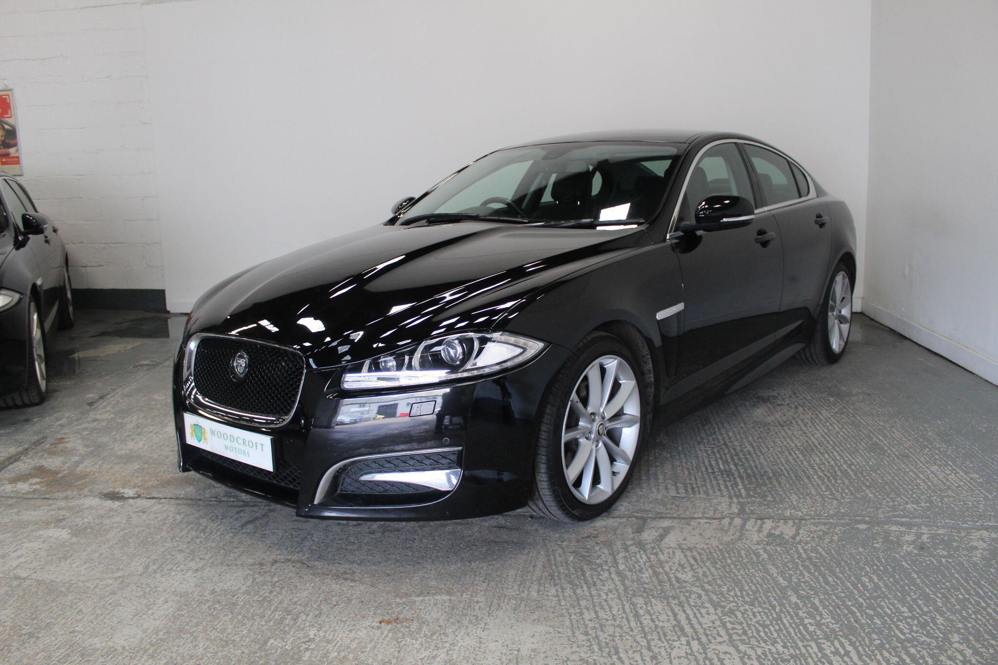 Jaguar XF view 2