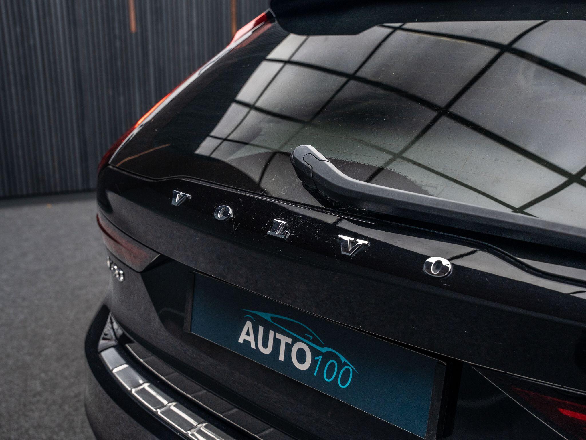 Volvo V90 view 34
