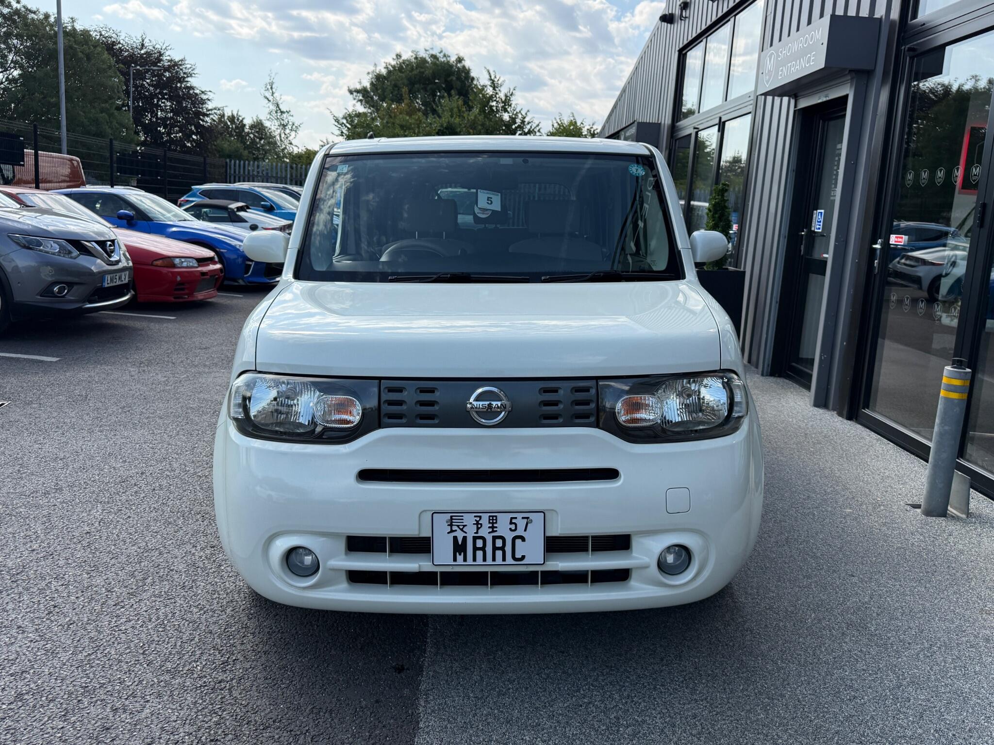 Nissan Cube view 9