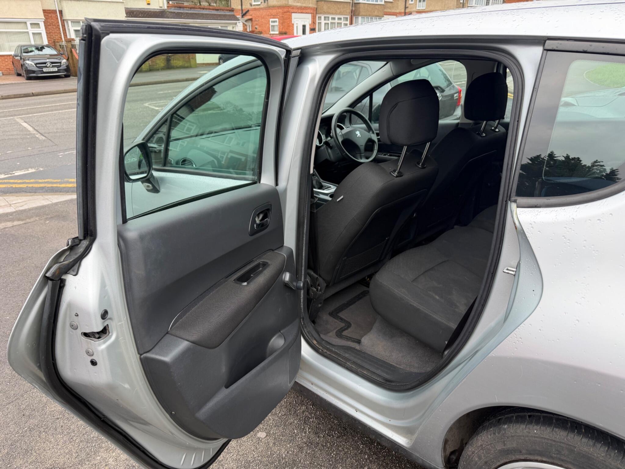 2010 Peugeot 3008 image 82