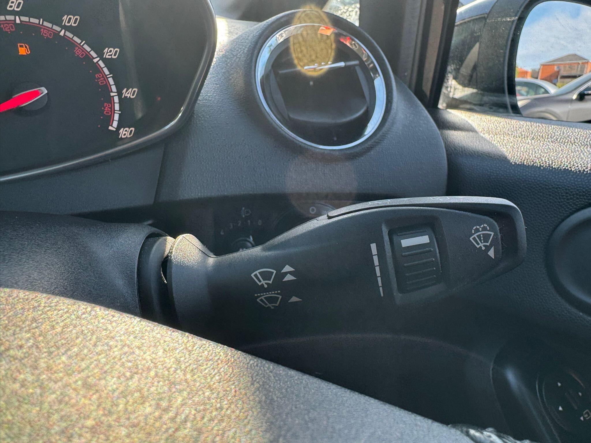 Ford Fiesta view 46