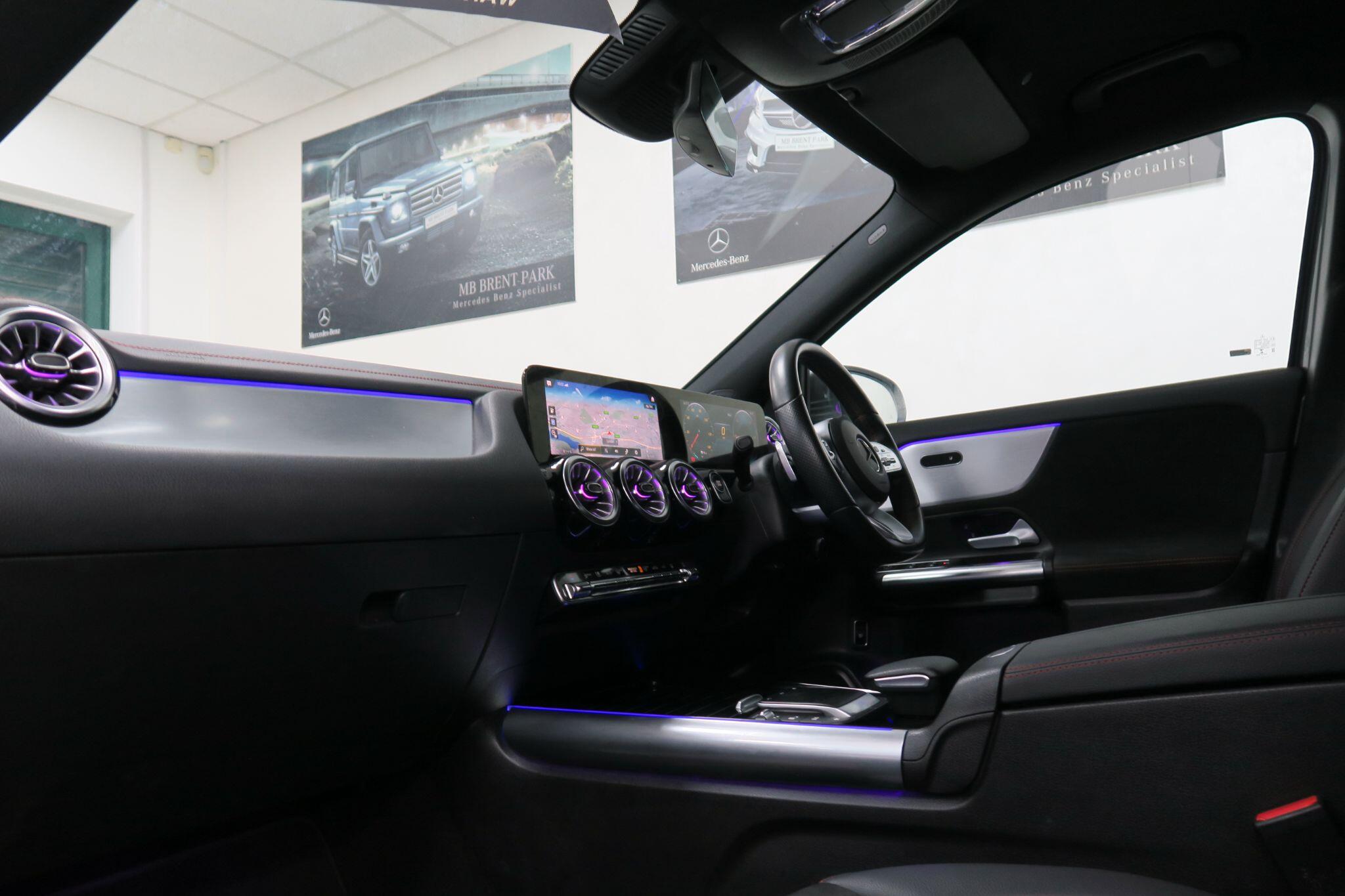 Mercedes-Benz Eqa view 8