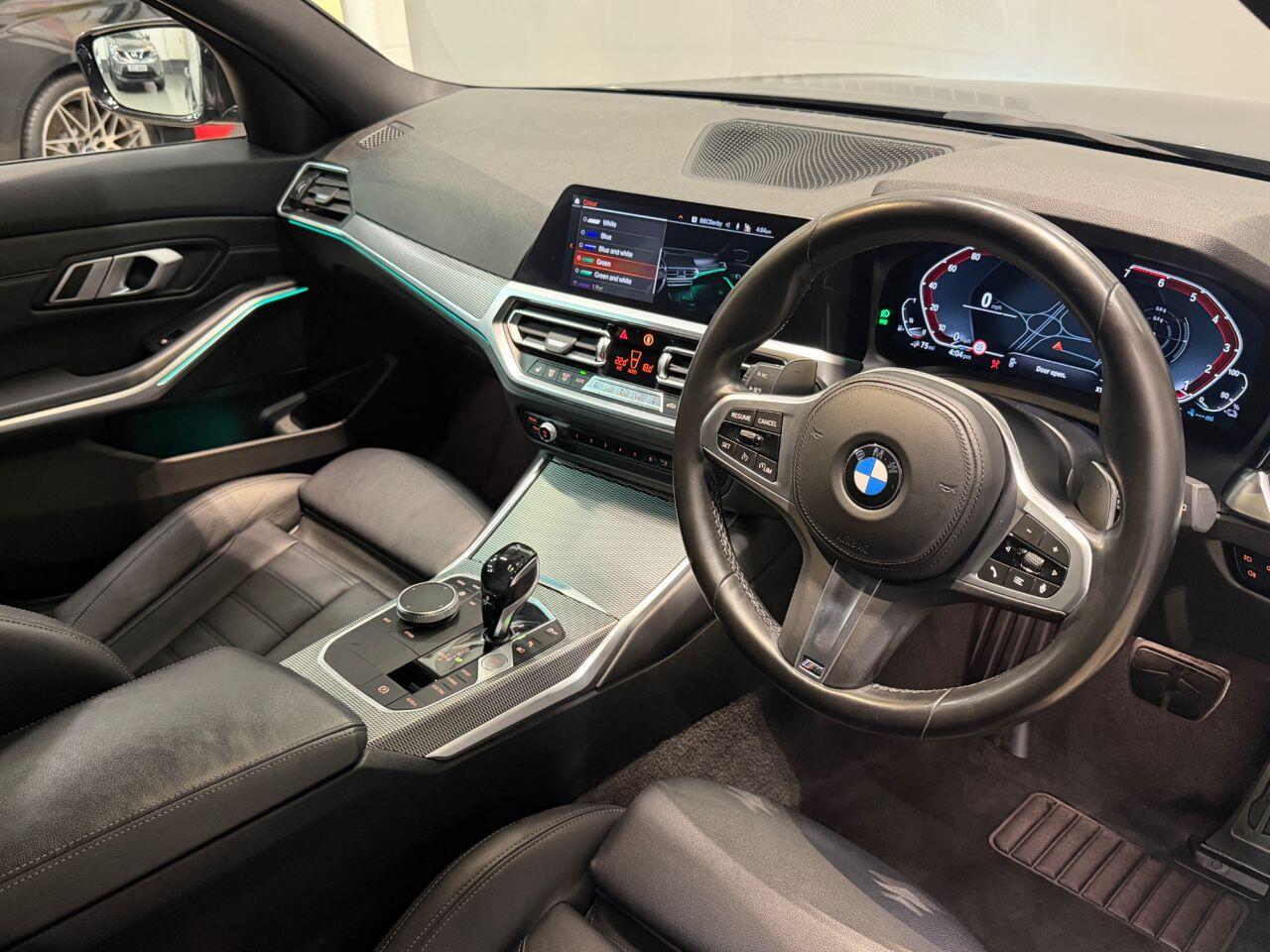 BMW 3 Series view 22