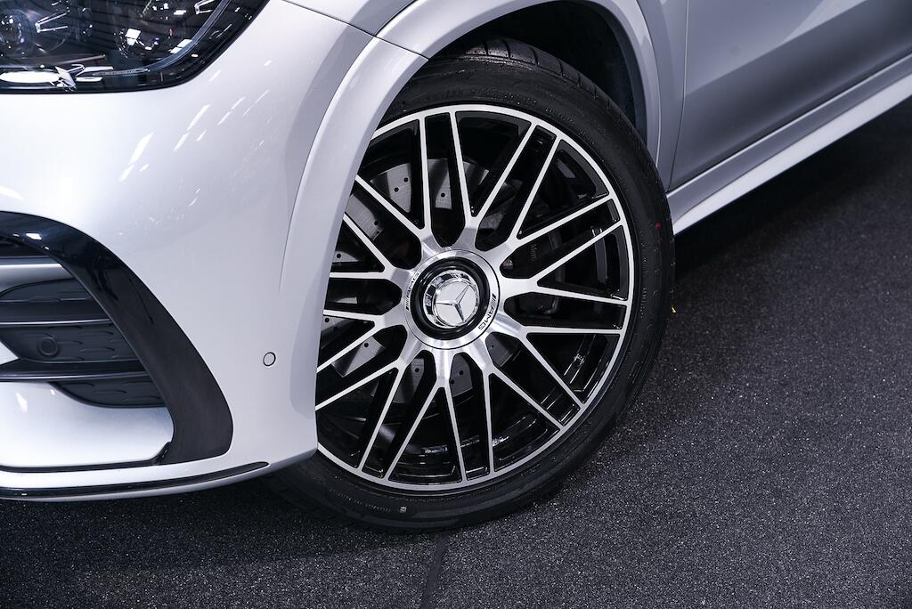 Mercedes-Benz GLE view 8