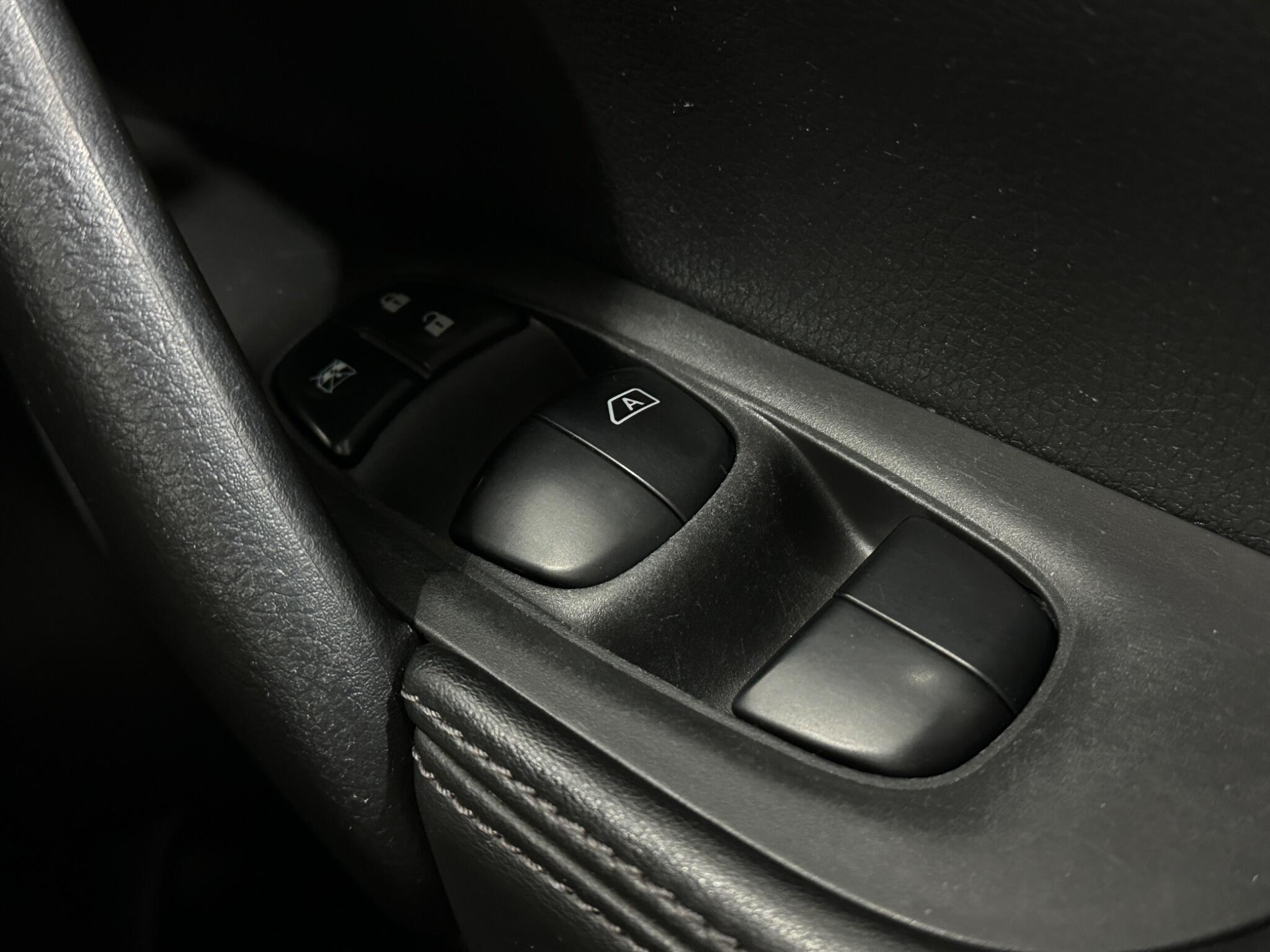 Nissan X-Trail view 19