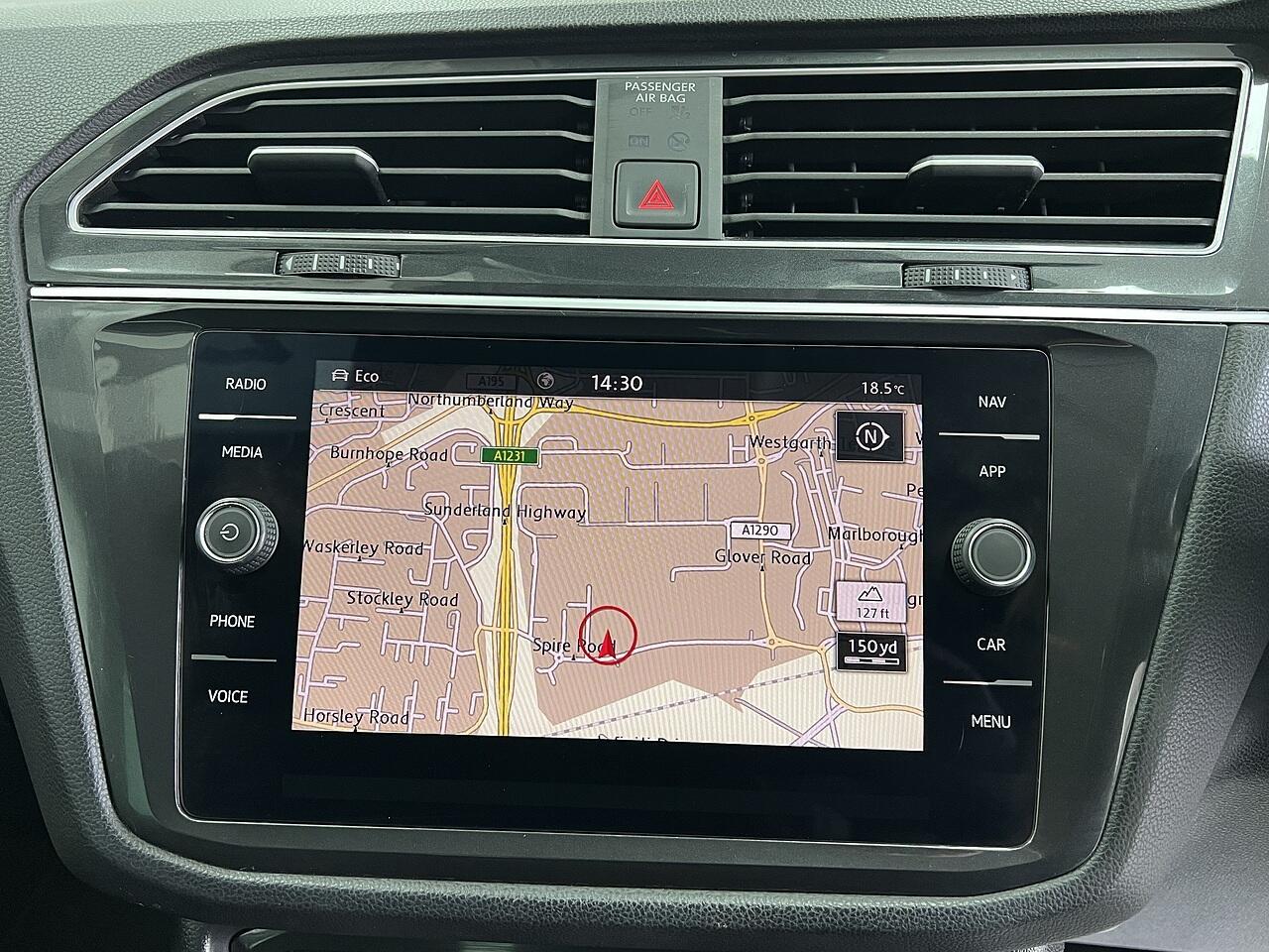 Volkswagen Tiguan view 9